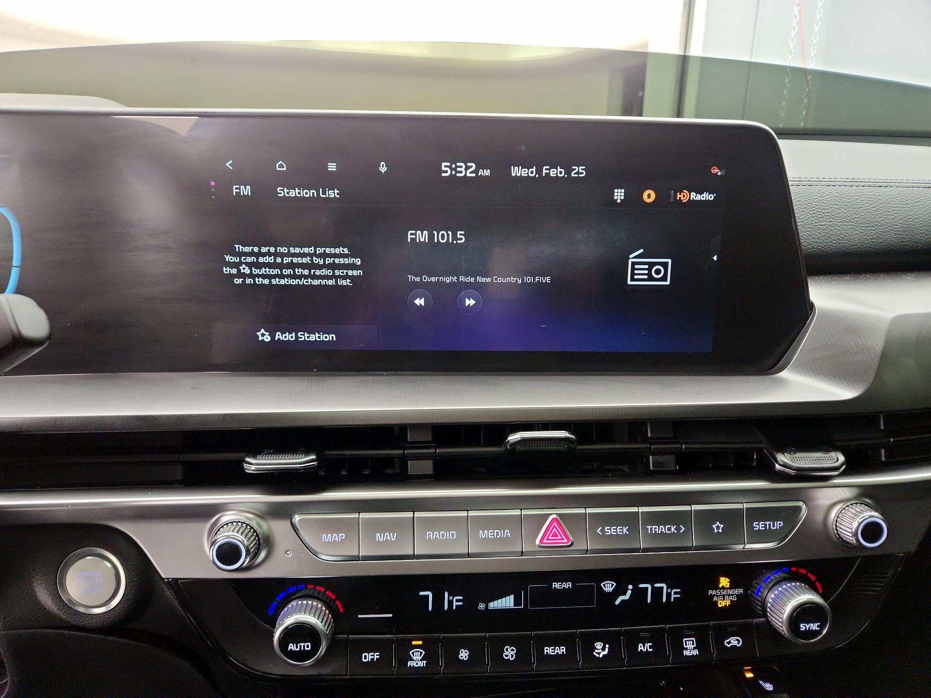 Thumbnail: 2025 Kia Telluride - 16