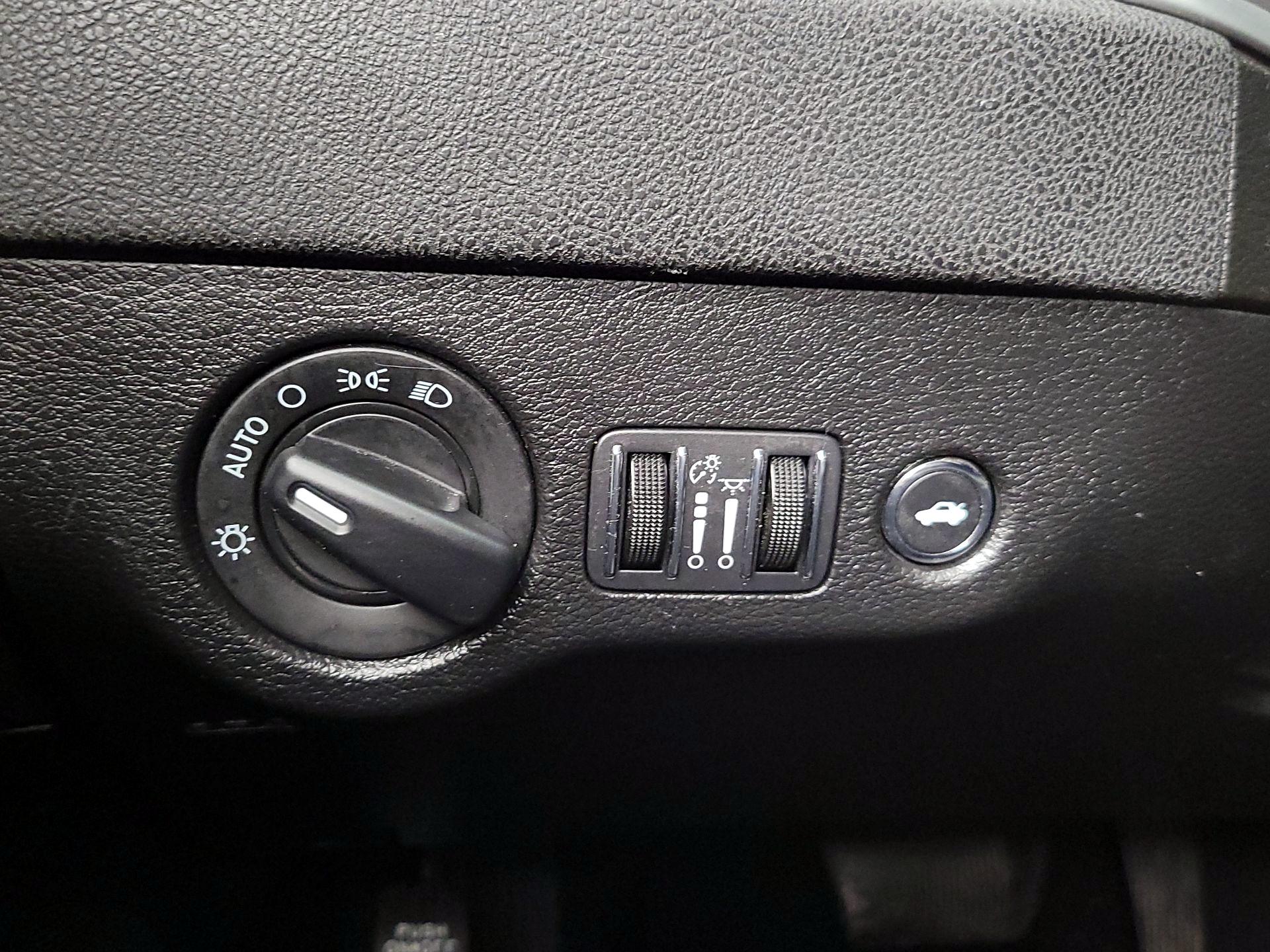 Thumbnail: 2022 Dodge Charger - 13