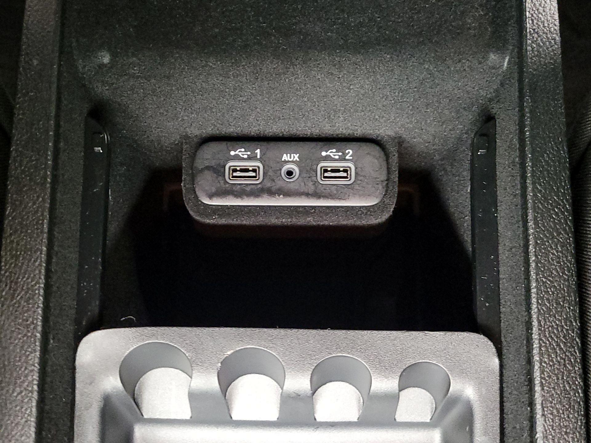 Thumbnail: 2022 Dodge Charger - 18