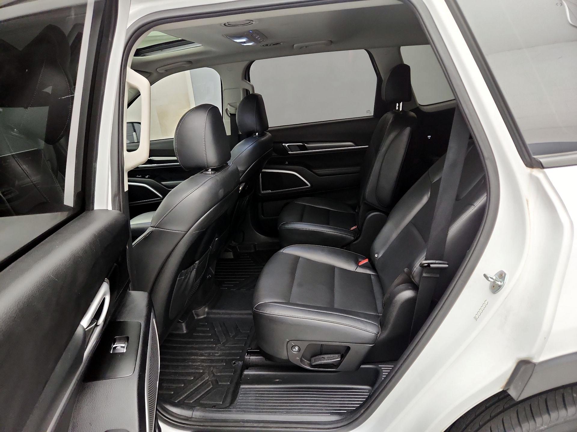 Thumbnail: 2021 Kia Telluride - 20