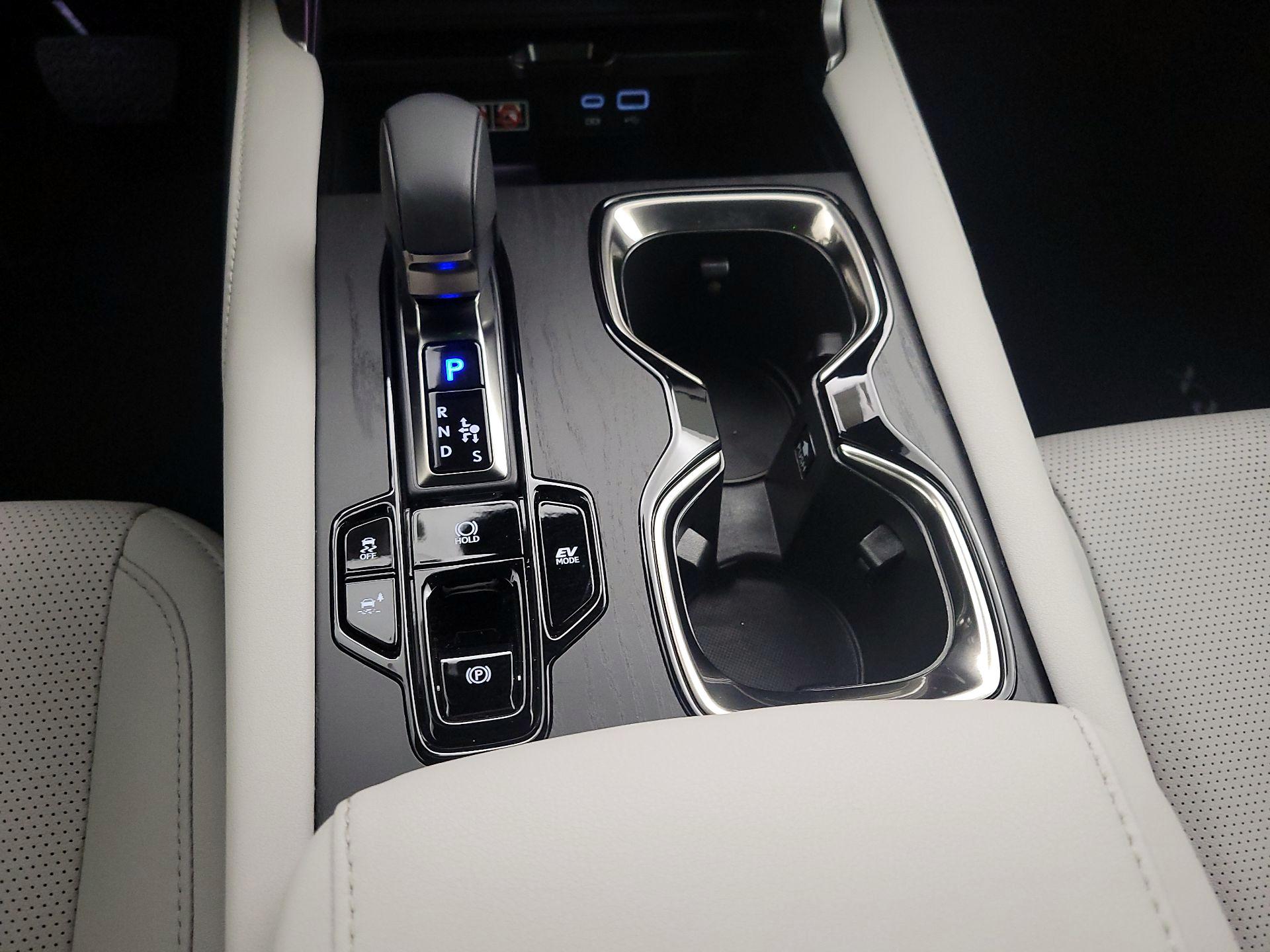 Thumbnail: 2025 Lexus RX - 17