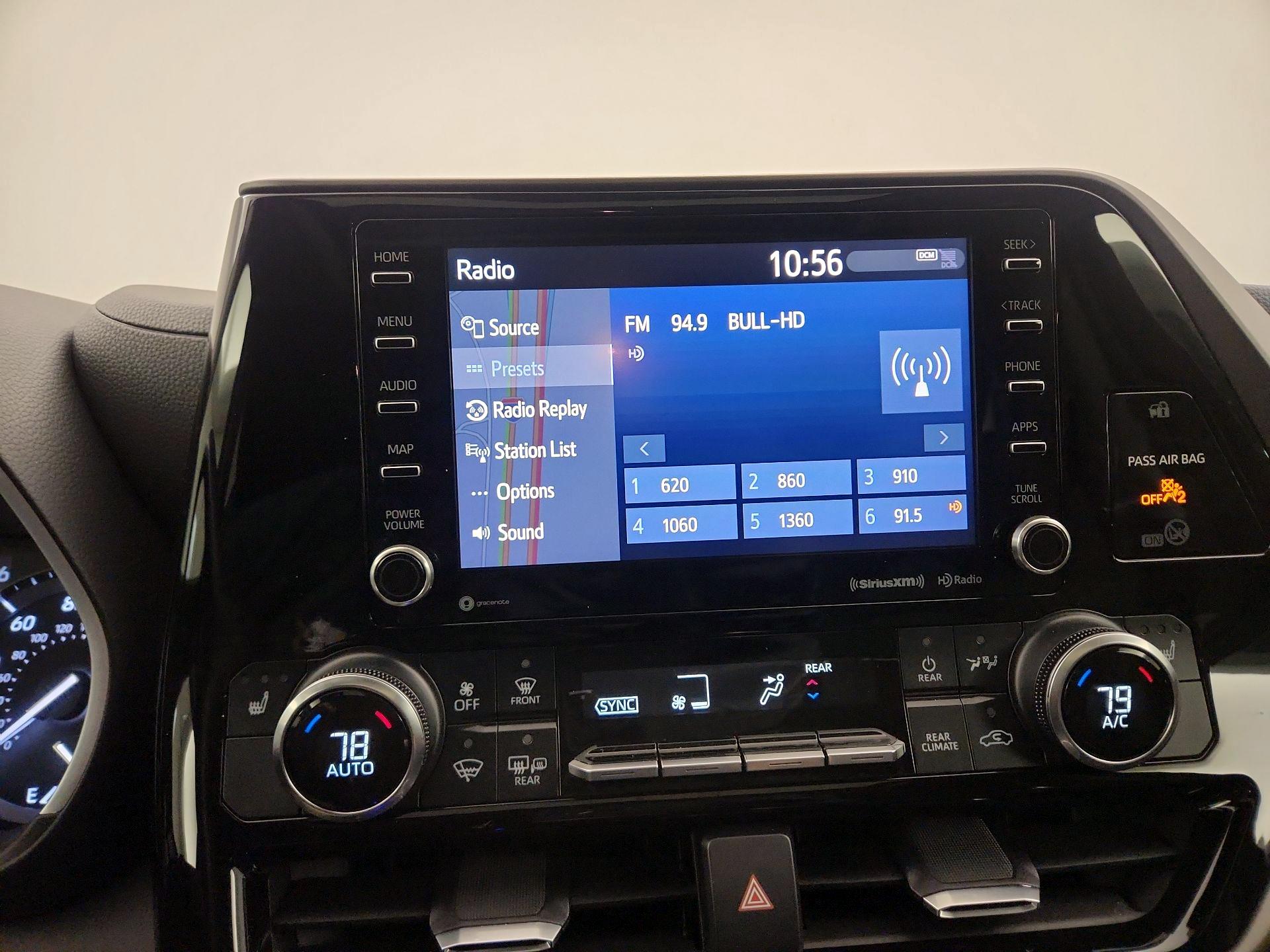 Thumbnail: 2020 Toyota Highlander - 16