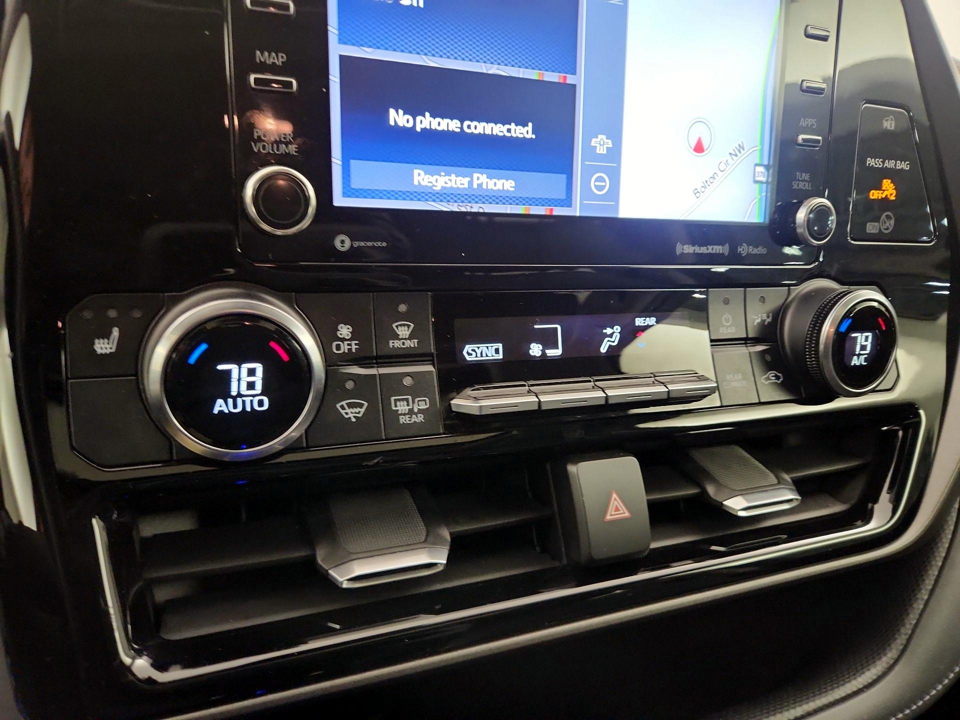 Thumbnail: 2020 Toyota Highlander - 17