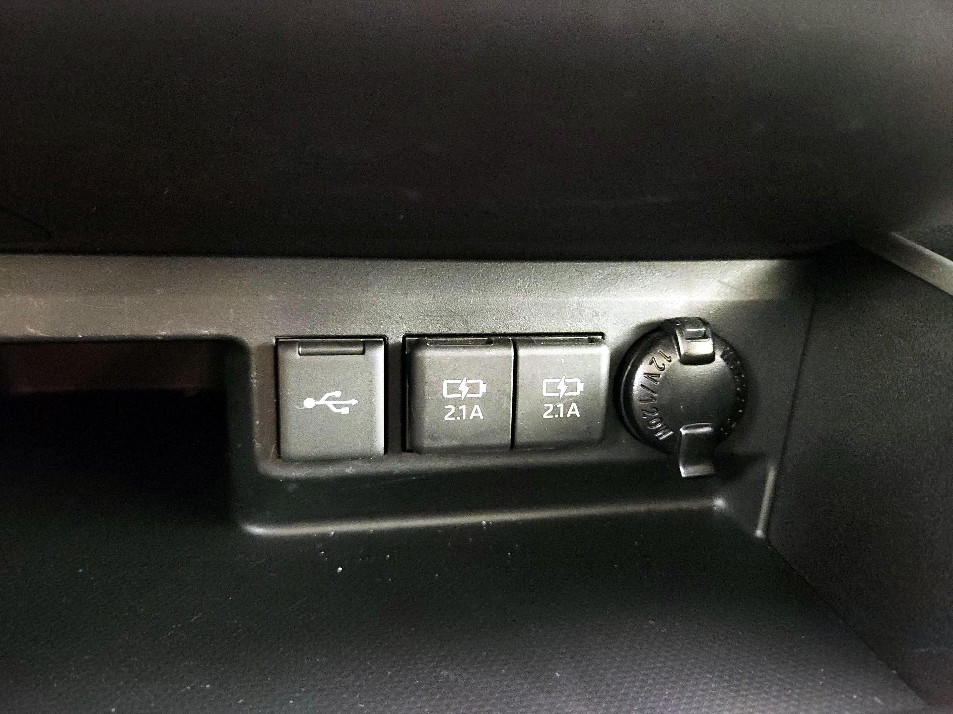 Thumbnail: 2020 Toyota Highlander - 19