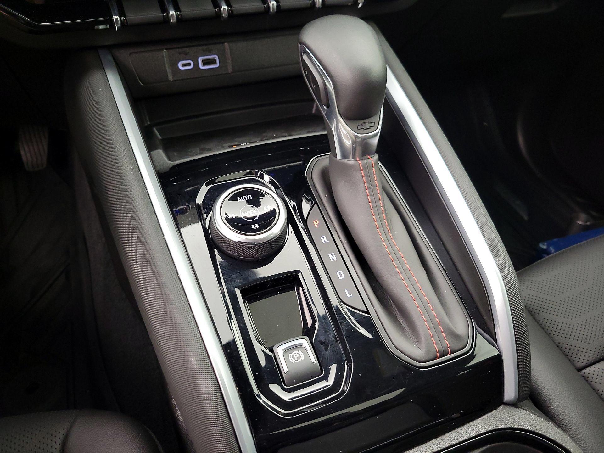 Thumbnail: 2025 Chevrolet Colorado - 18