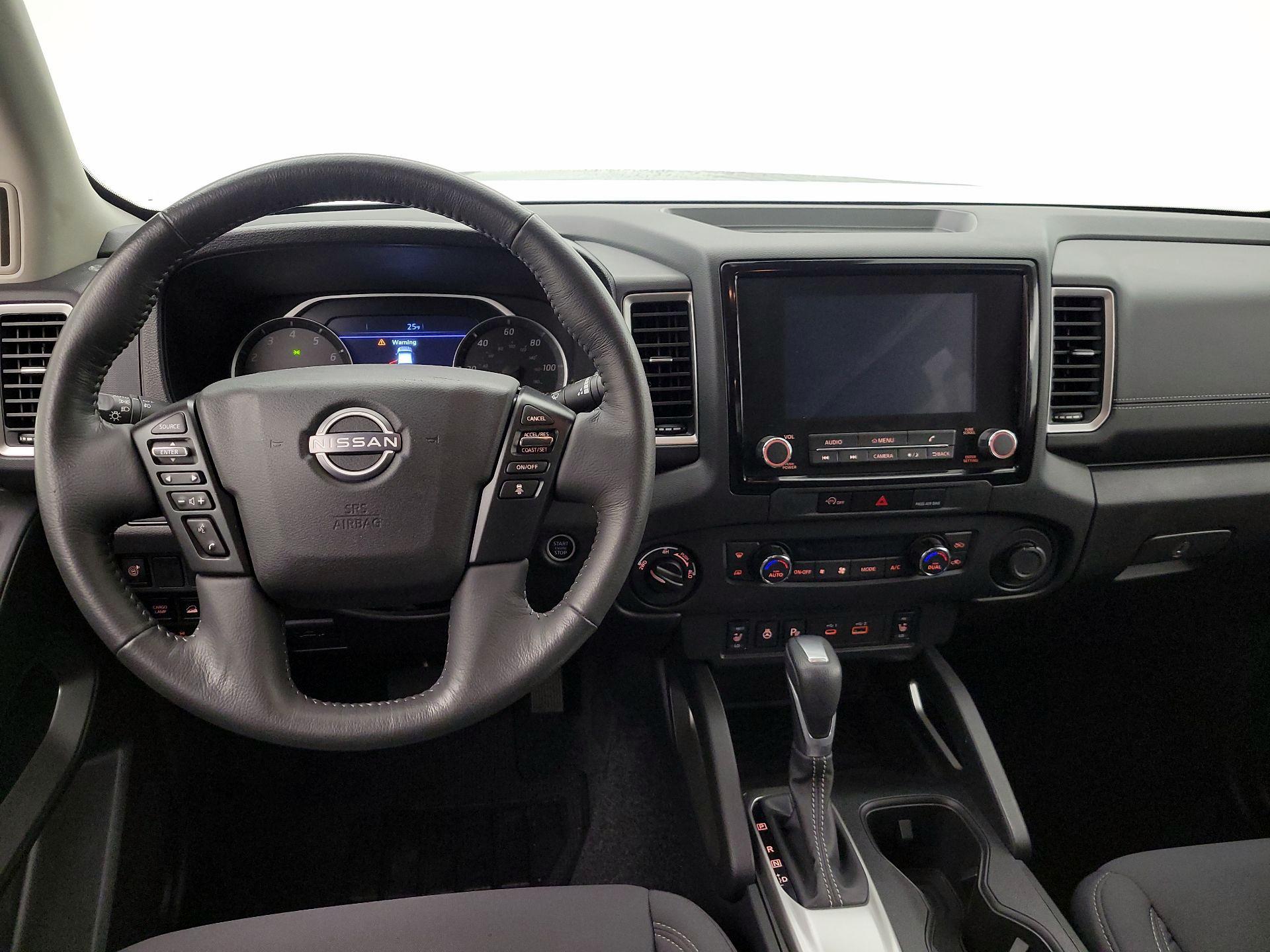 Thumbnail: 2024 Nissan Frontier - 10