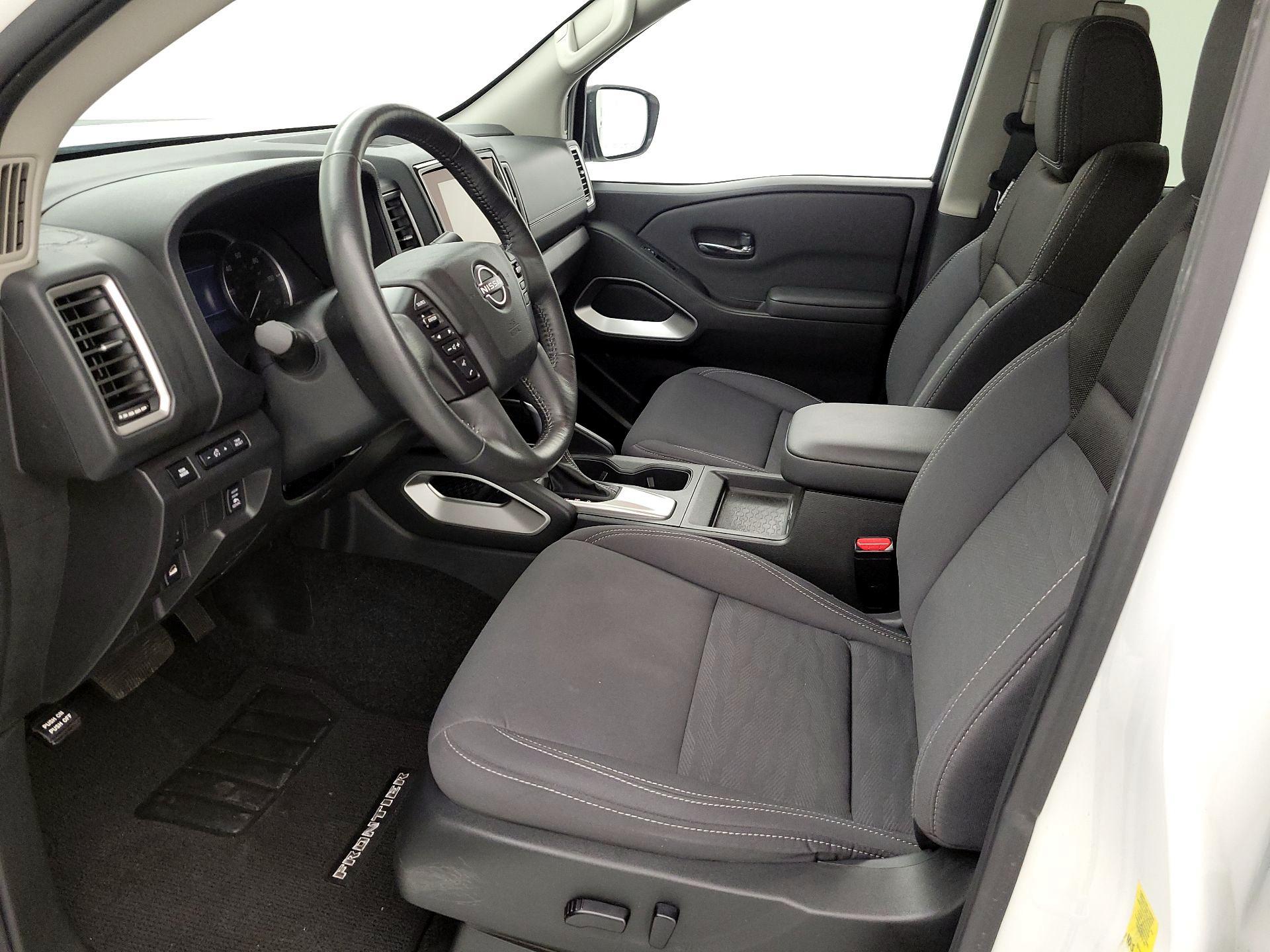 Thumbnail: 2024 Nissan Frontier - 11