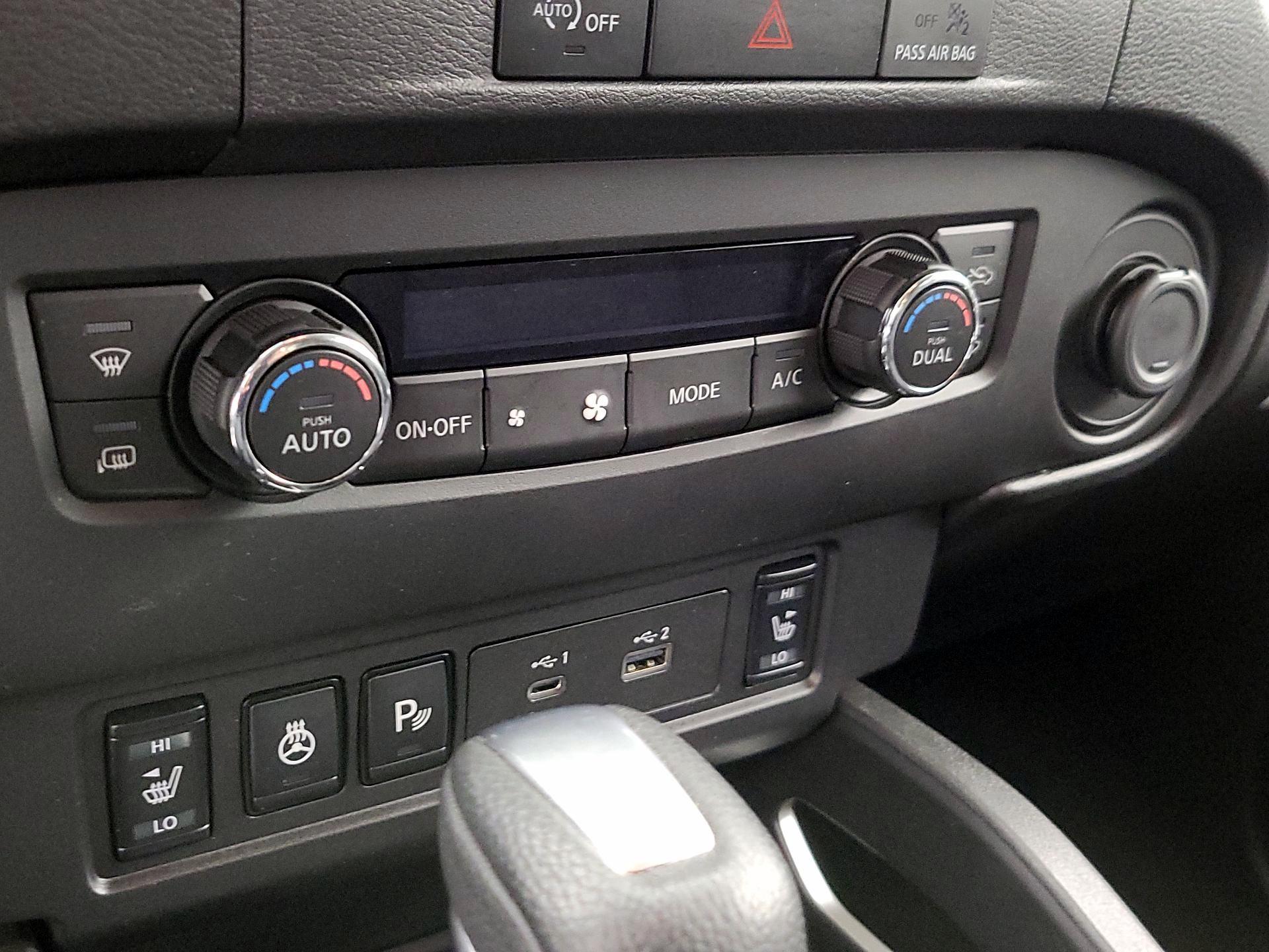 Thumbnail: 2024 Nissan Frontier - 16