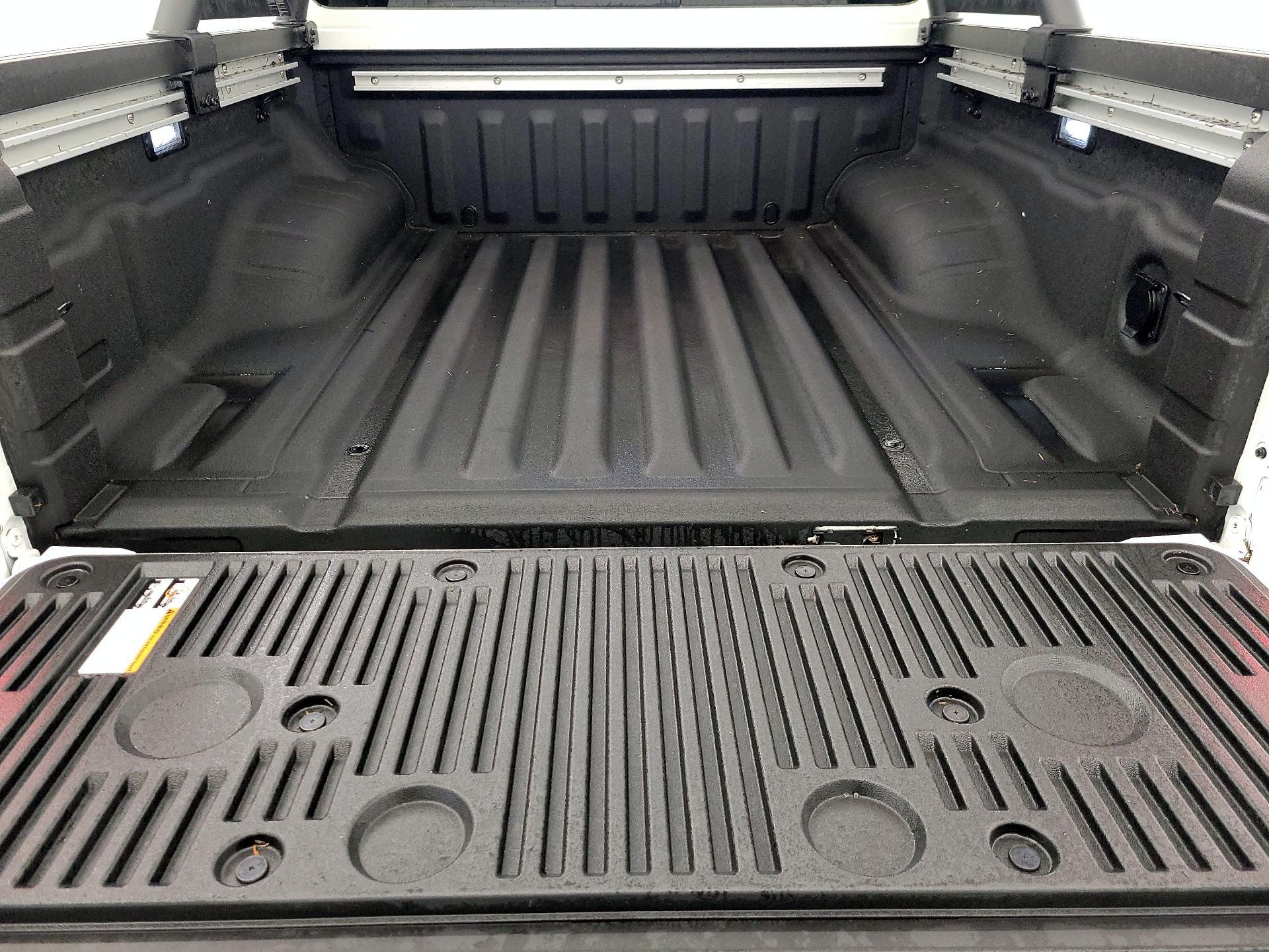 Thumbnail: 2024 Nissan Frontier - 20