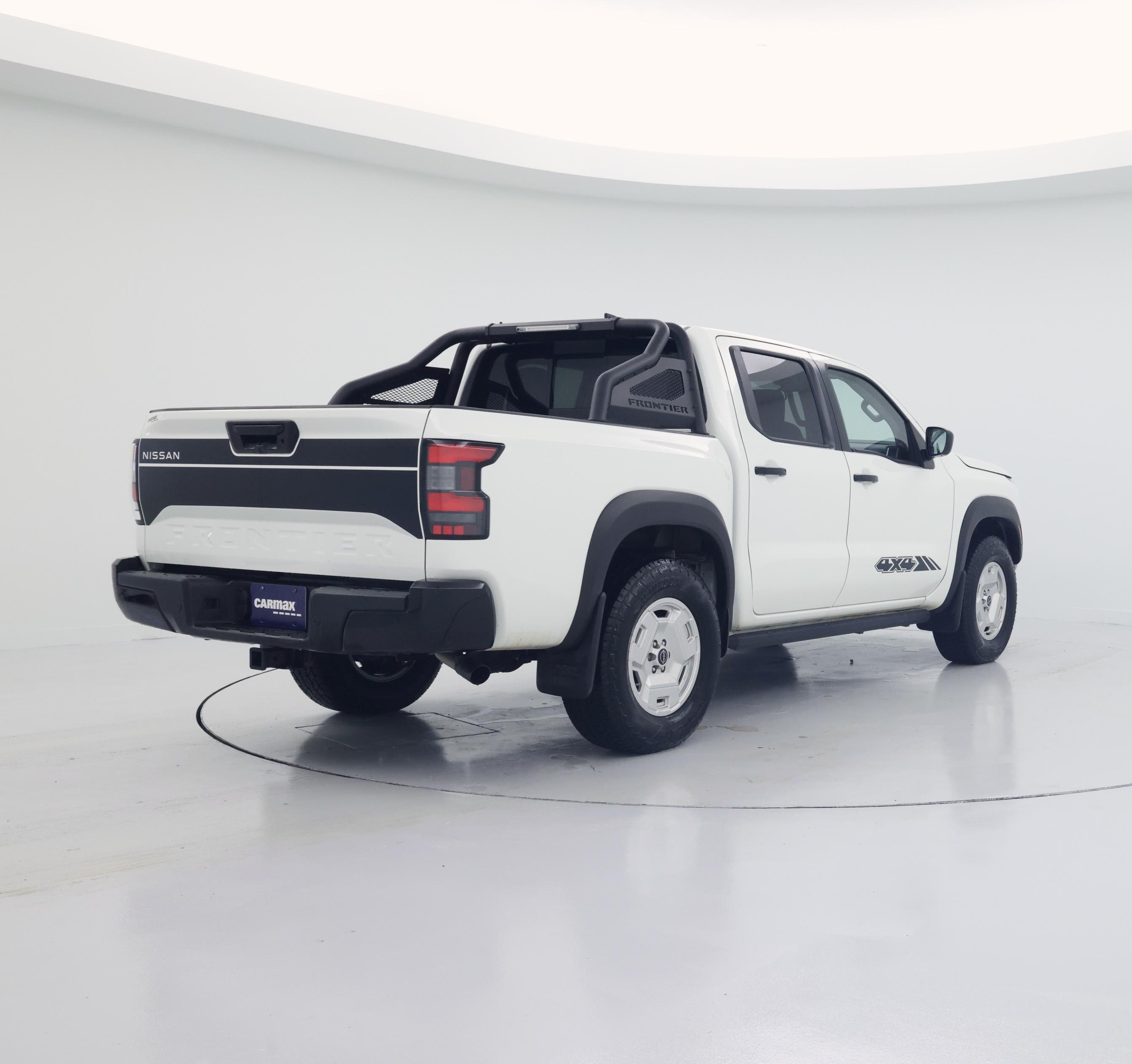 Thumbnail: 2024 Nissan Frontier - 8