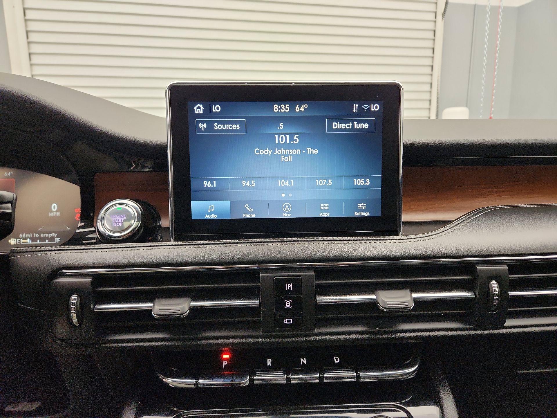 Thumbnail: 2022 Lincoln Corsair - 16