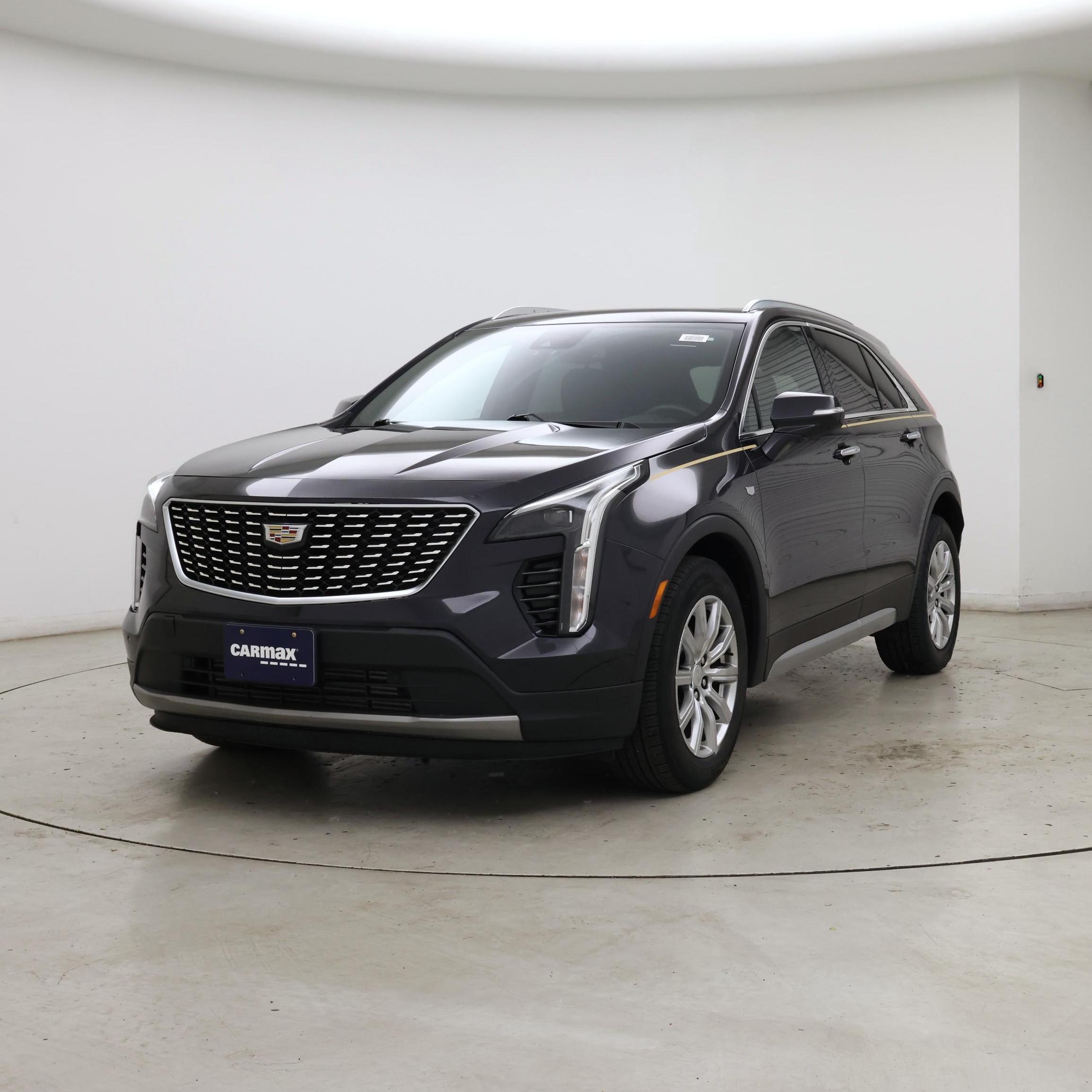 Thumbnail: 2023 Cadillac XT4 - 4