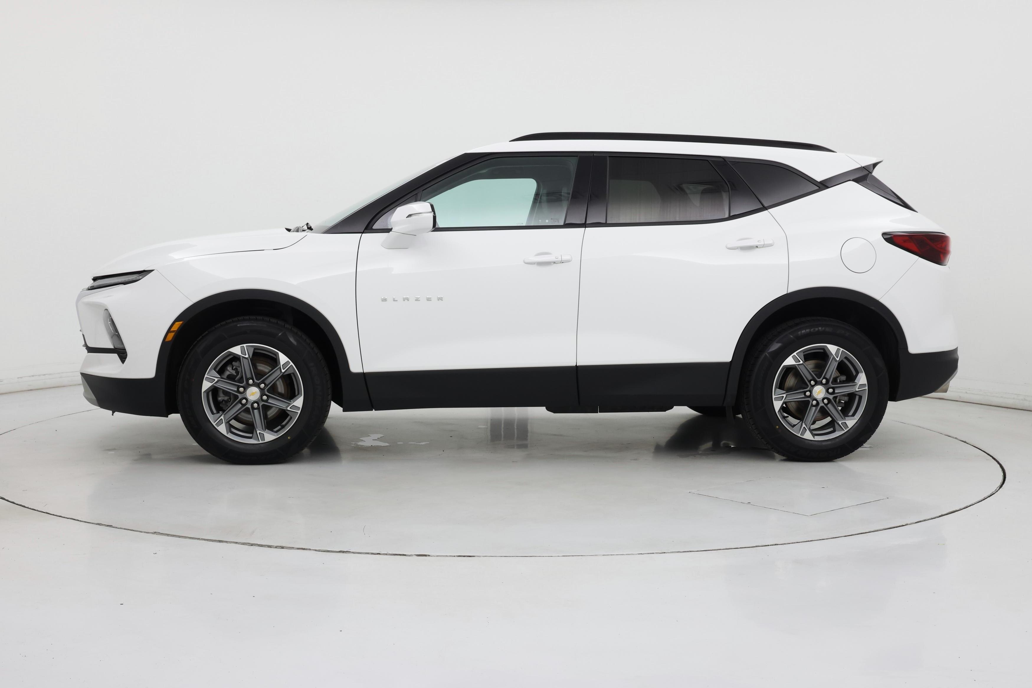 Thumbnail: 2024 Chevrolet Blazer - 3