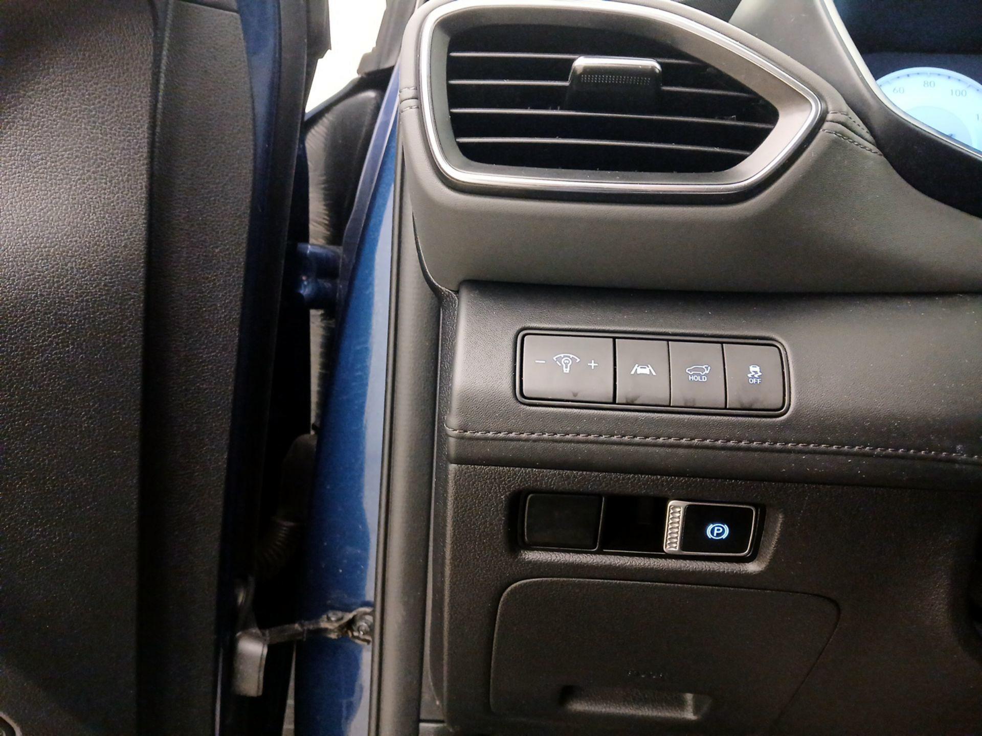 Thumbnail: 2022 Hyundai Santa Fe - 13