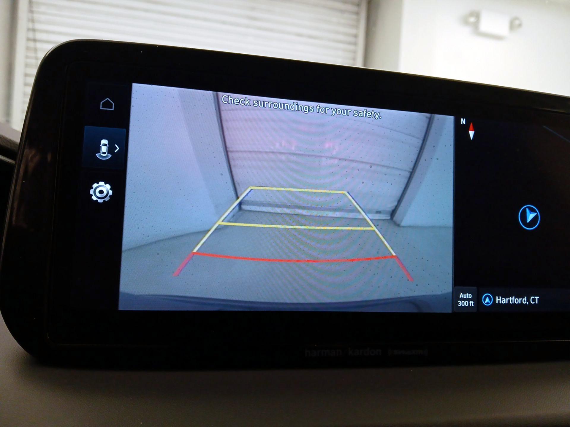 Thumbnail: 2022 Hyundai Santa Fe - 15