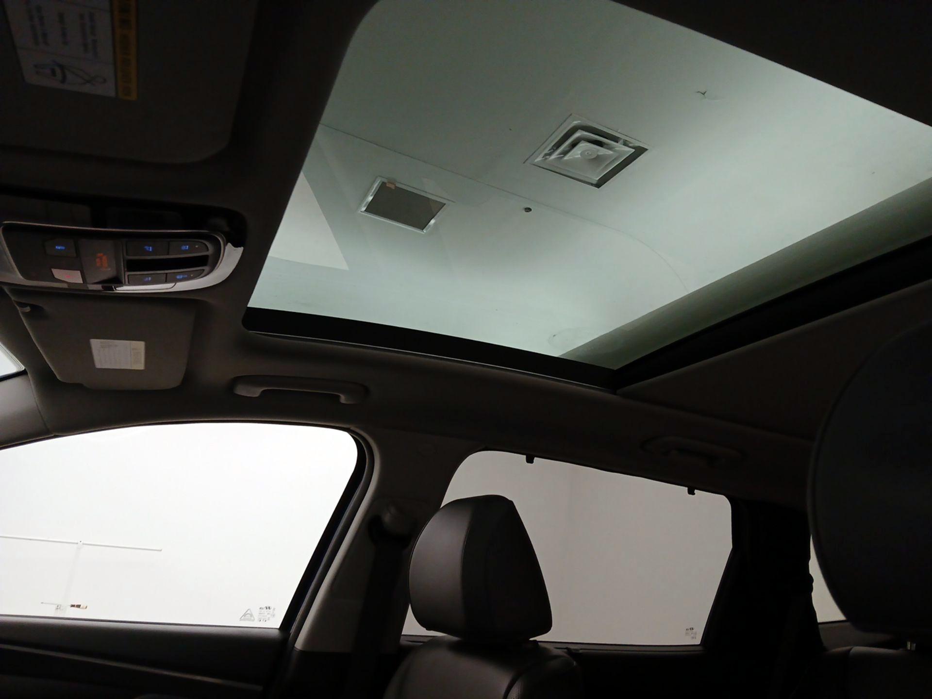 Thumbnail: 2022 Hyundai Santa Fe - 20