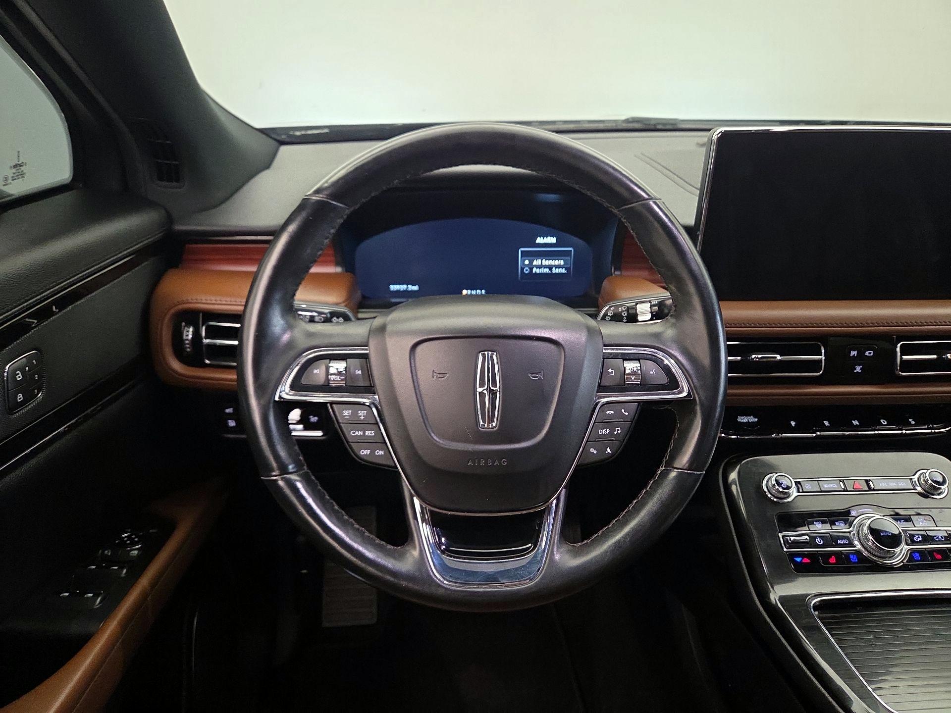 Thumbnail: 2023 Lincoln Nautilus - 10