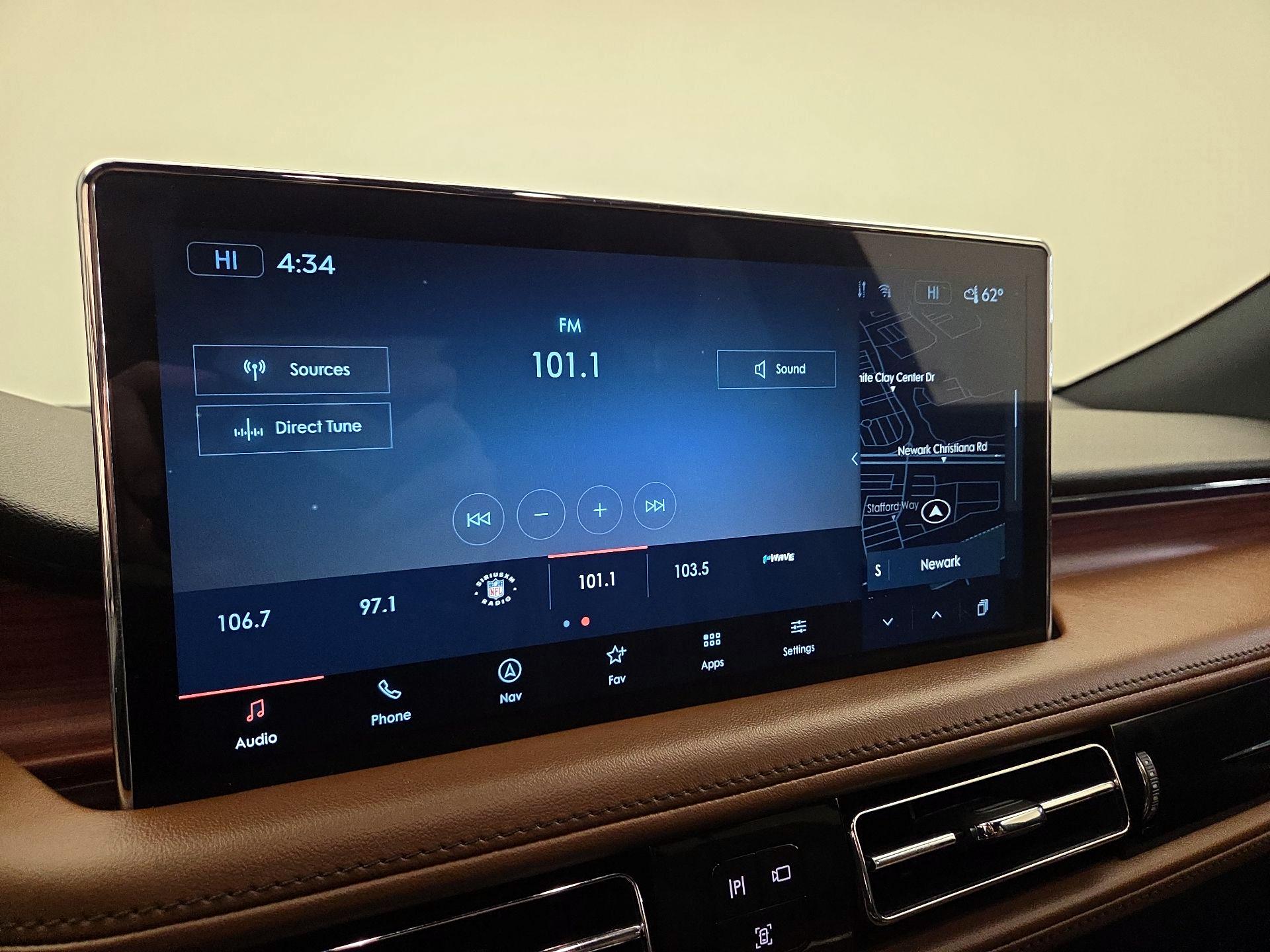 Thumbnail: 2023 Lincoln Nautilus - 15