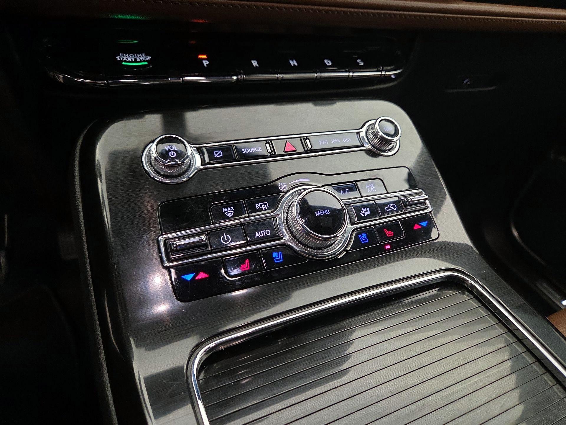 Thumbnail: 2023 Lincoln Nautilus - 16