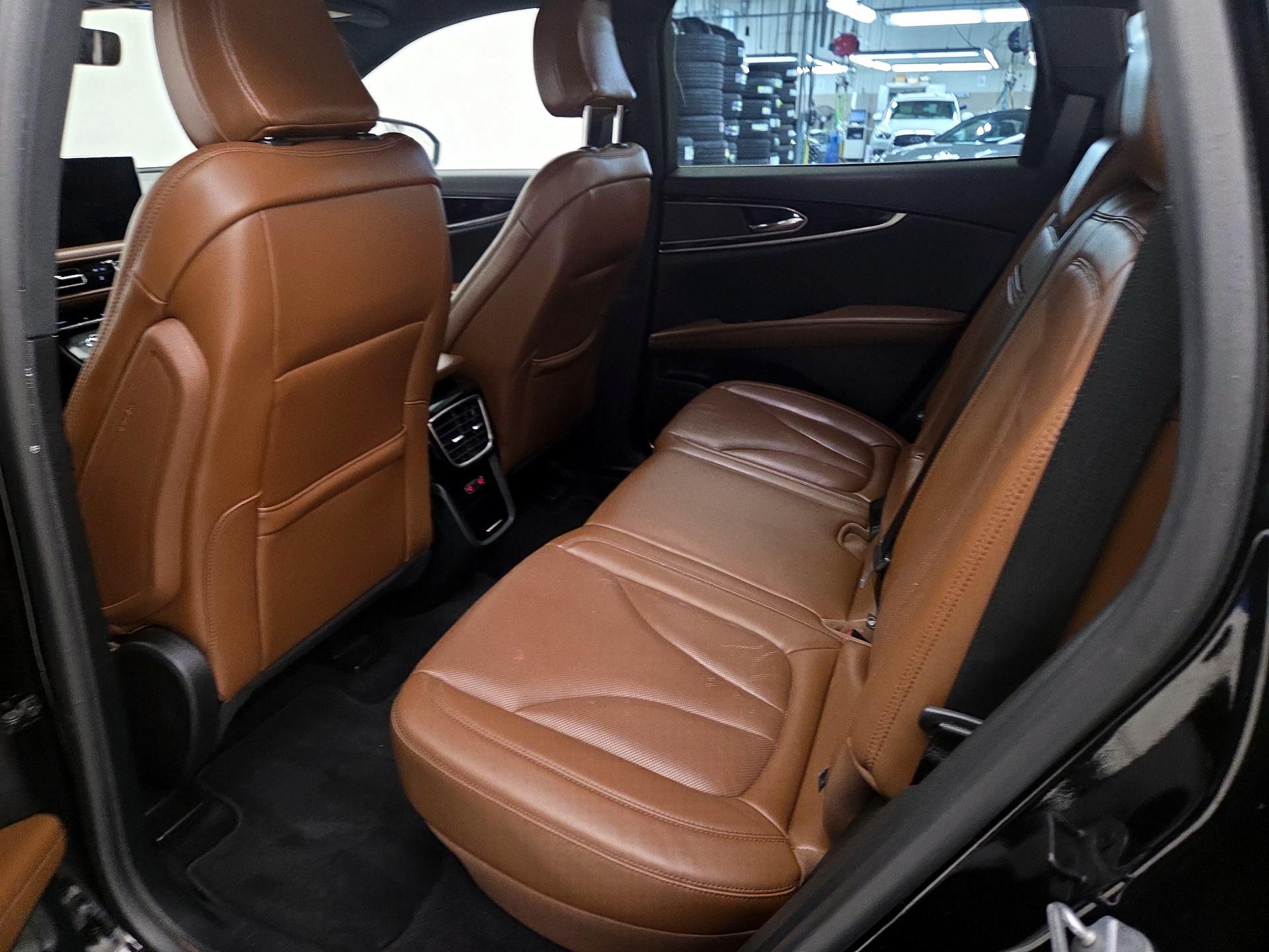 Thumbnail: 2023 Lincoln Nautilus - 18