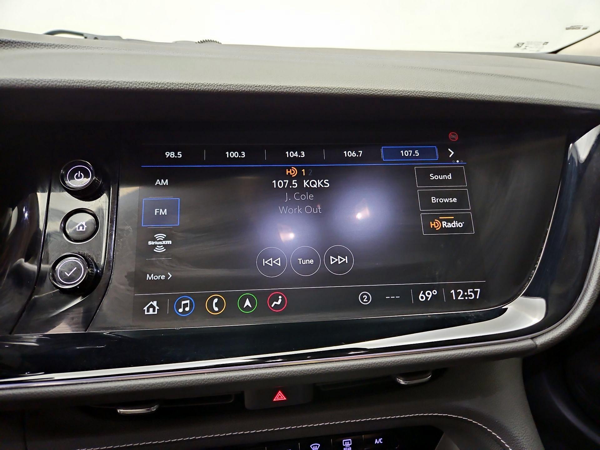 Thumbnail: 2022 Buick Envision - 16