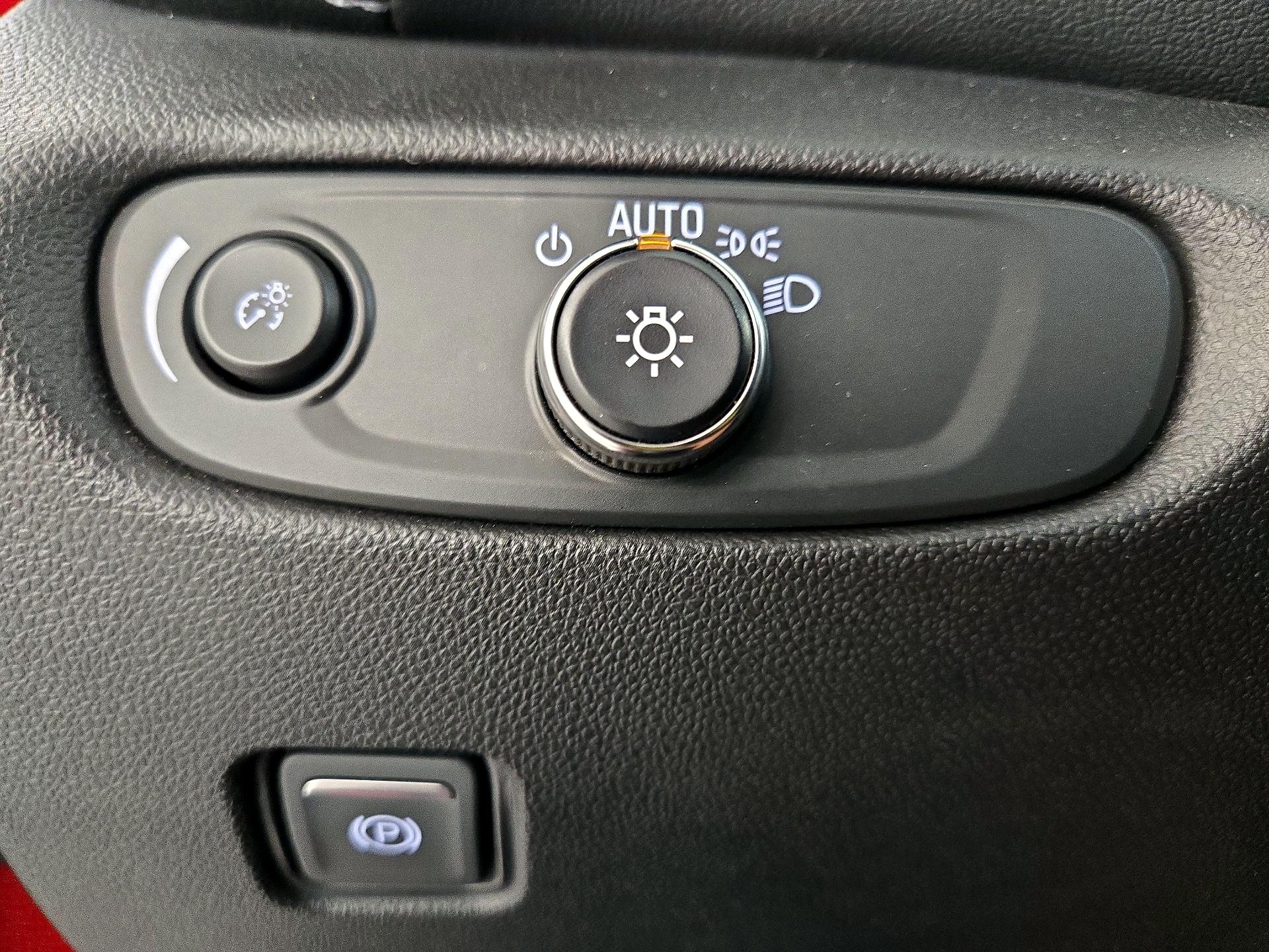 Thumbnail: 2023 Chevrolet Blazer - 13