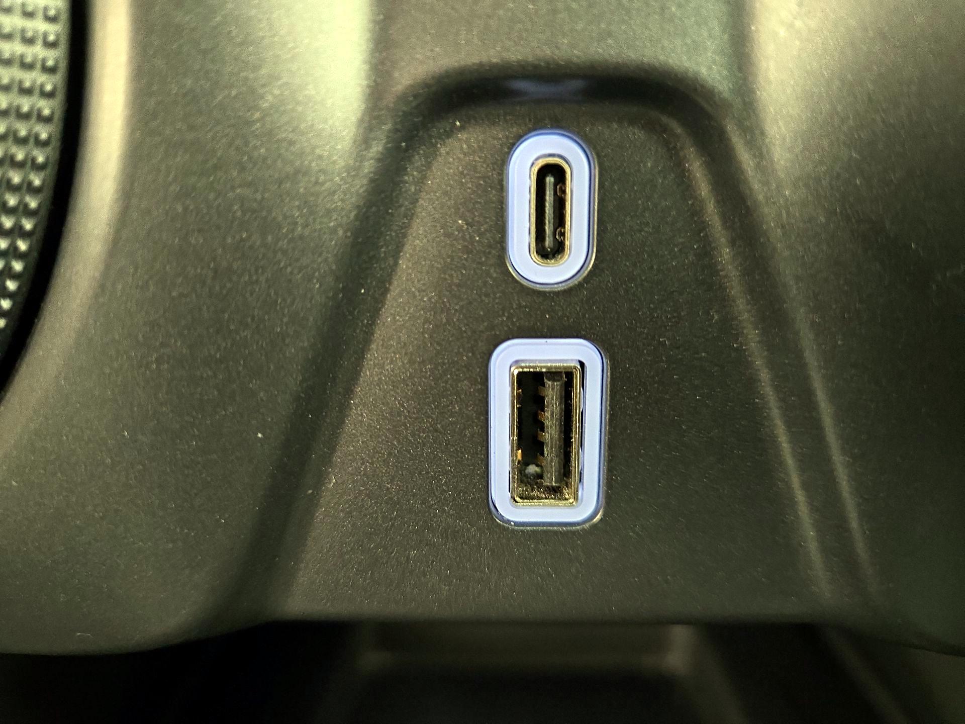 Thumbnail: 2023 Chevrolet Blazer - 18