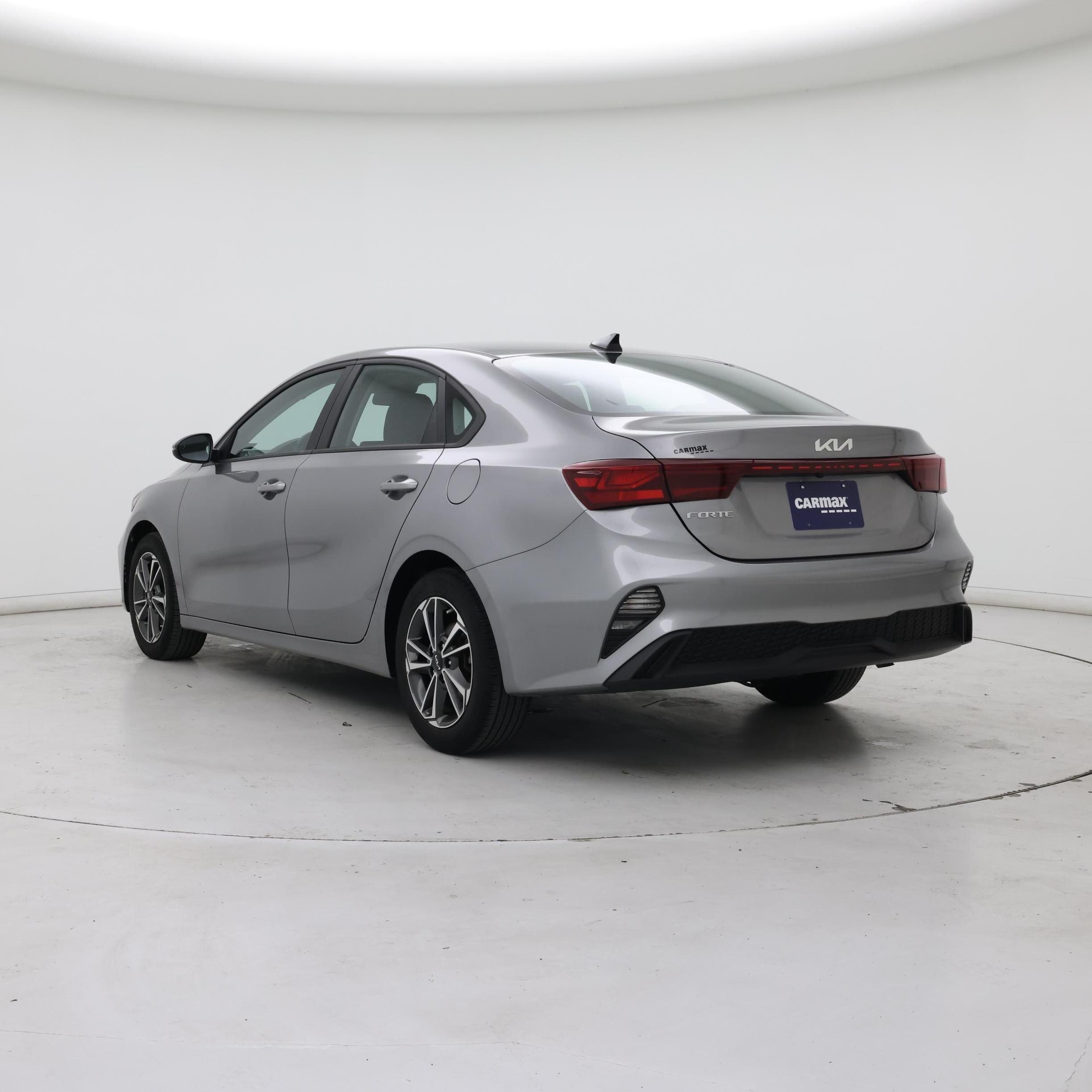 Thumbnail: 2023 Kia Forte - 2