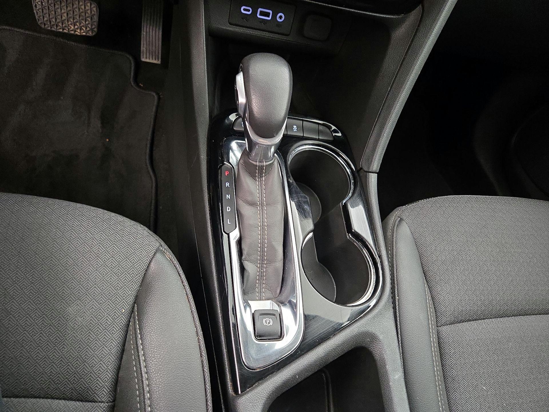 Thumbnail: 2023 Buick Encore GX - 17