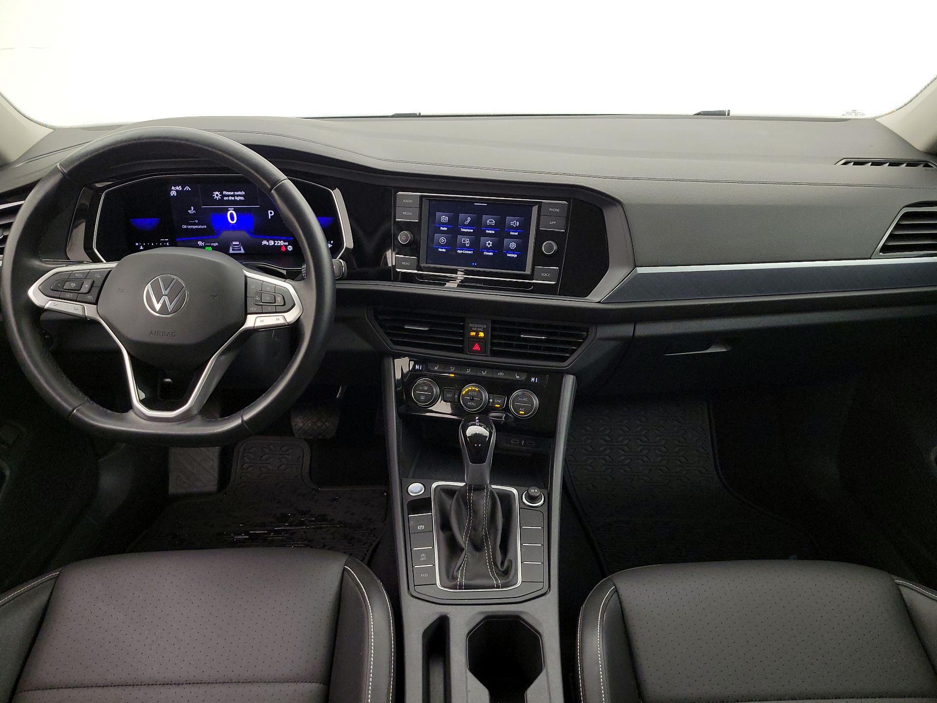 Thumbnail: 2023 Volkswagen Jetta - 9