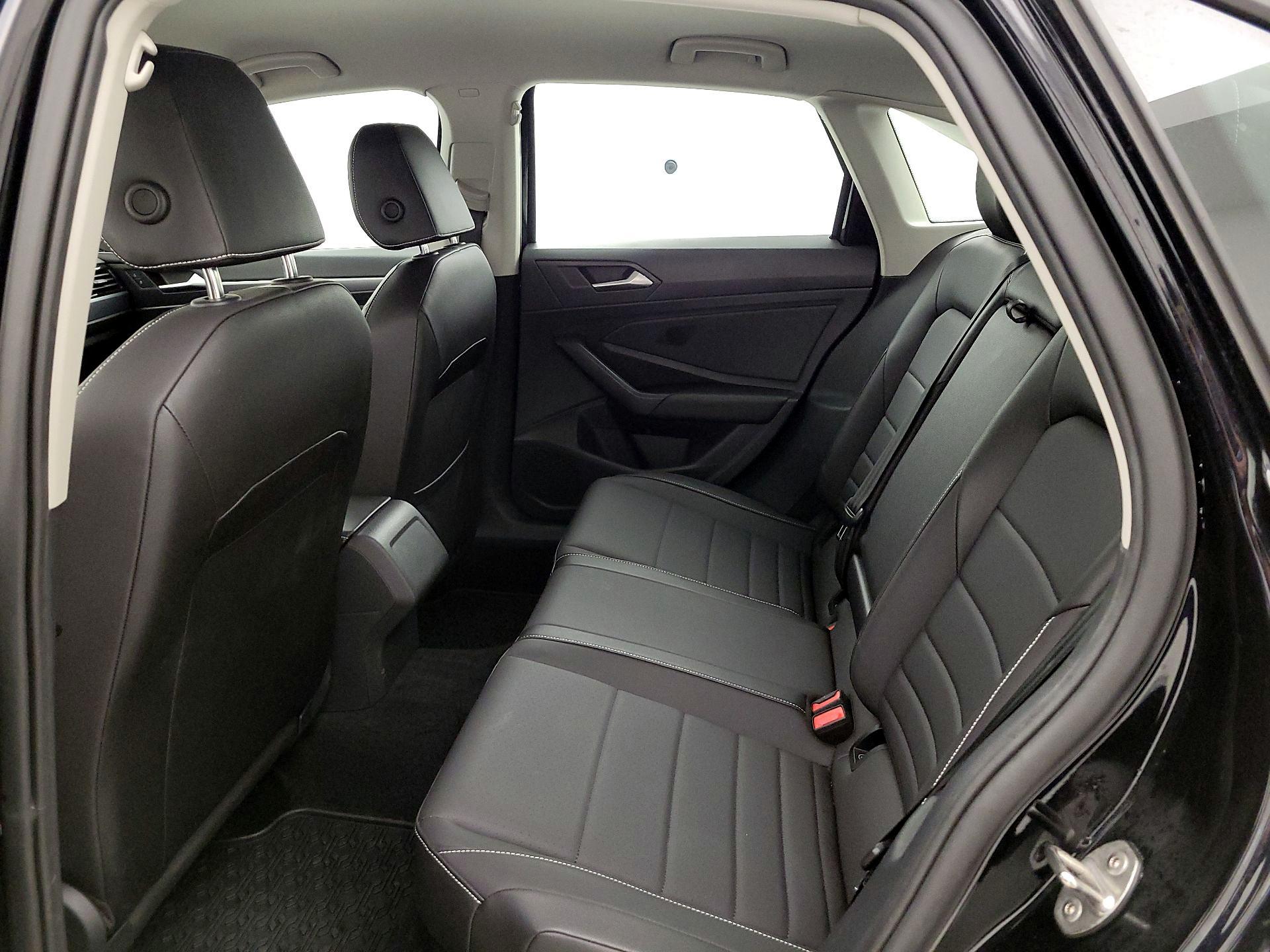 Thumbnail: 2023 Volkswagen Jetta - 19