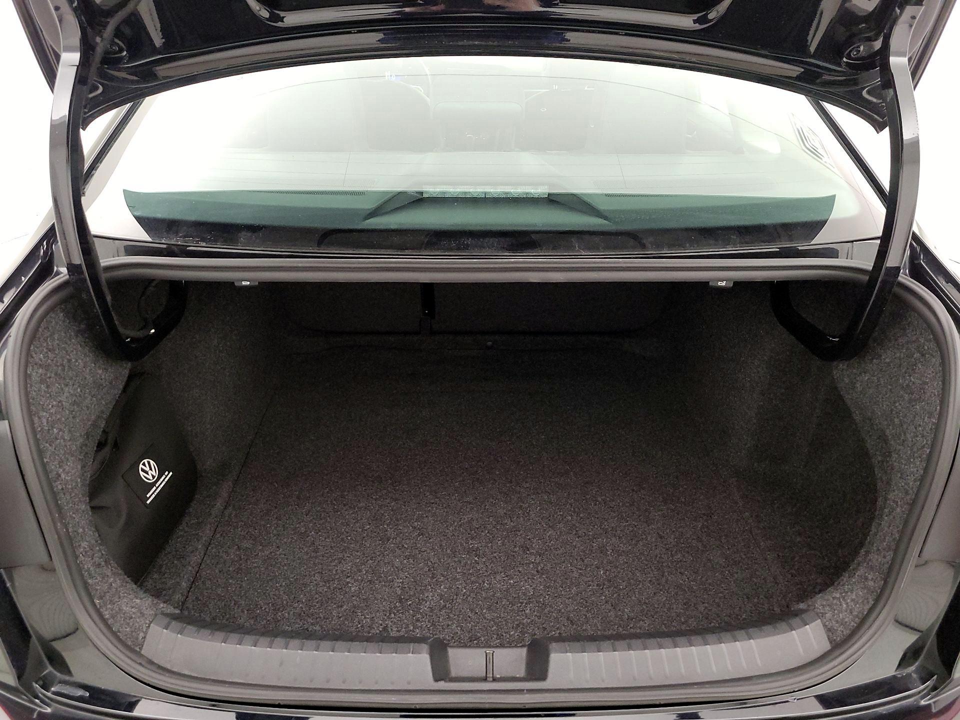 Thumbnail: 2023 Volkswagen Jetta - 20