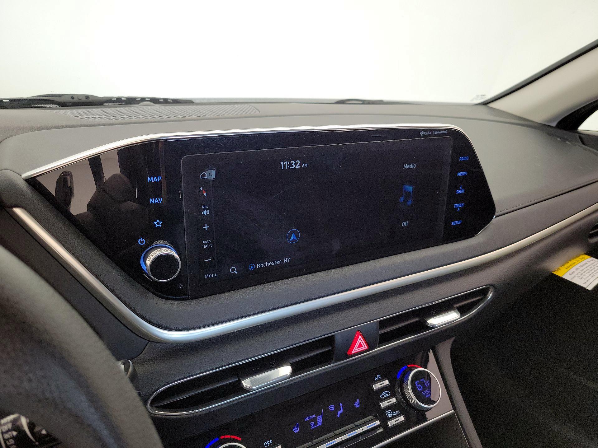 Thumbnail: 2023 Hyundai Sonata - 15