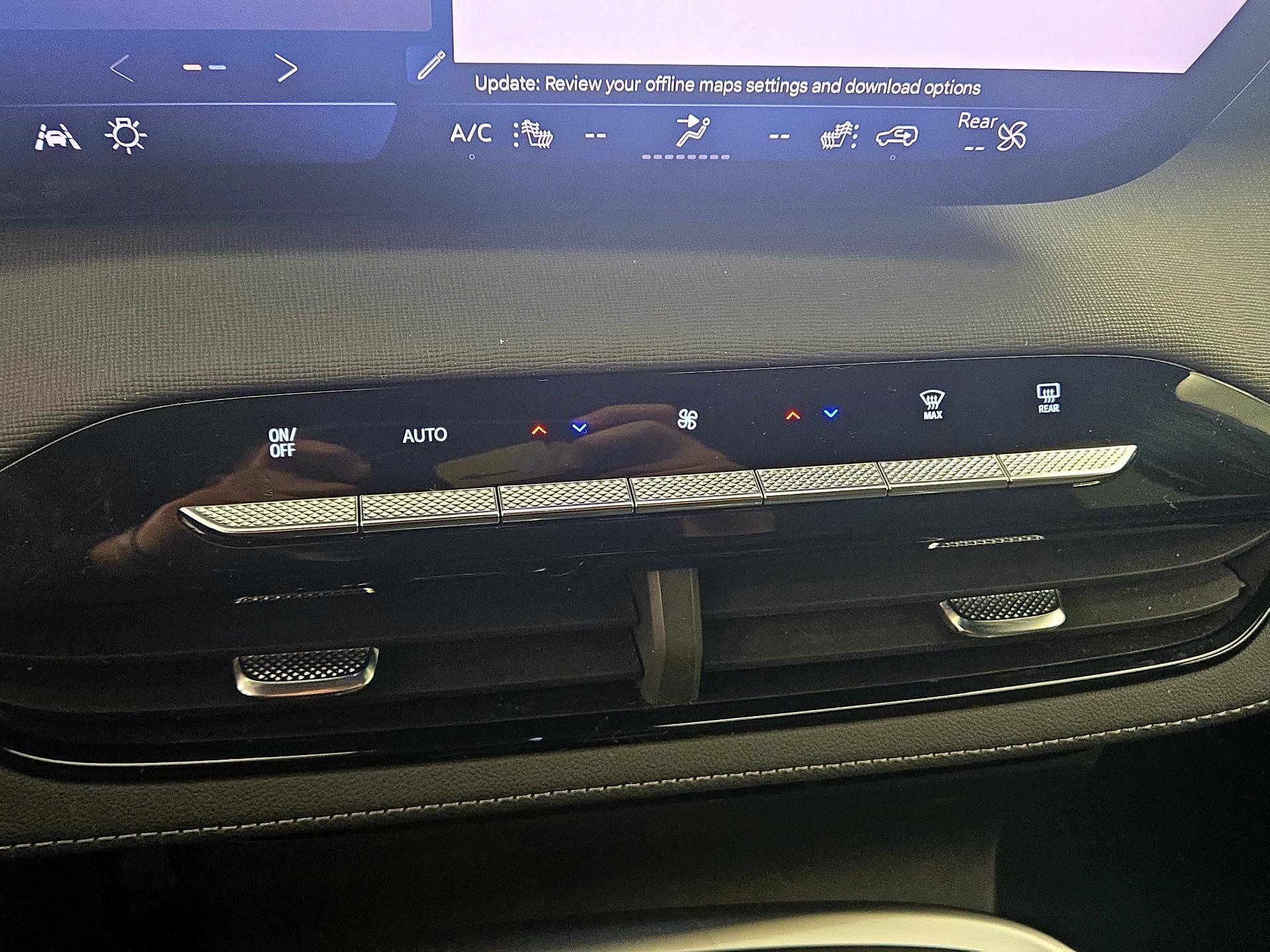 Thumbnail: 2025 Buick Enclave - 16