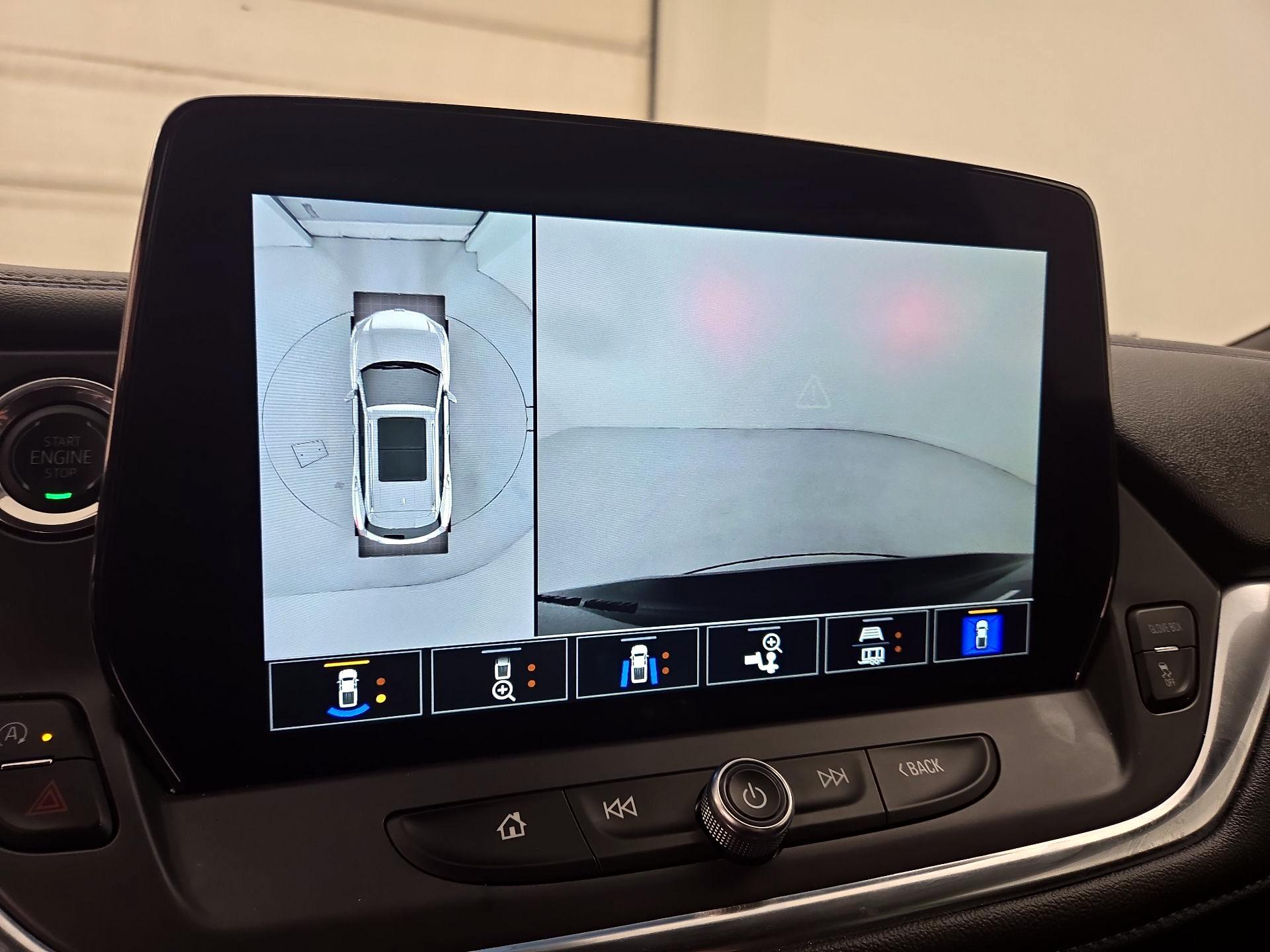 Thumbnail: 2025 Chevrolet Blazer - 15