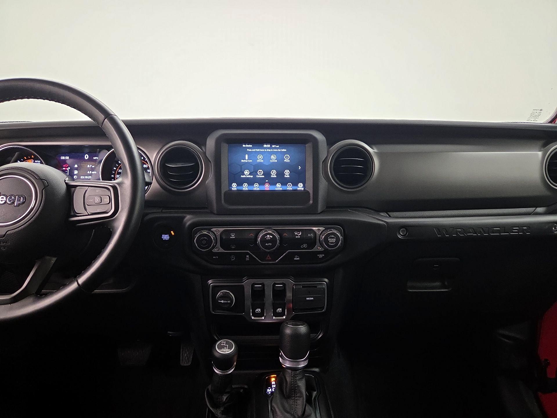 Thumbnail: 2022 Jeep Wrangler - 9