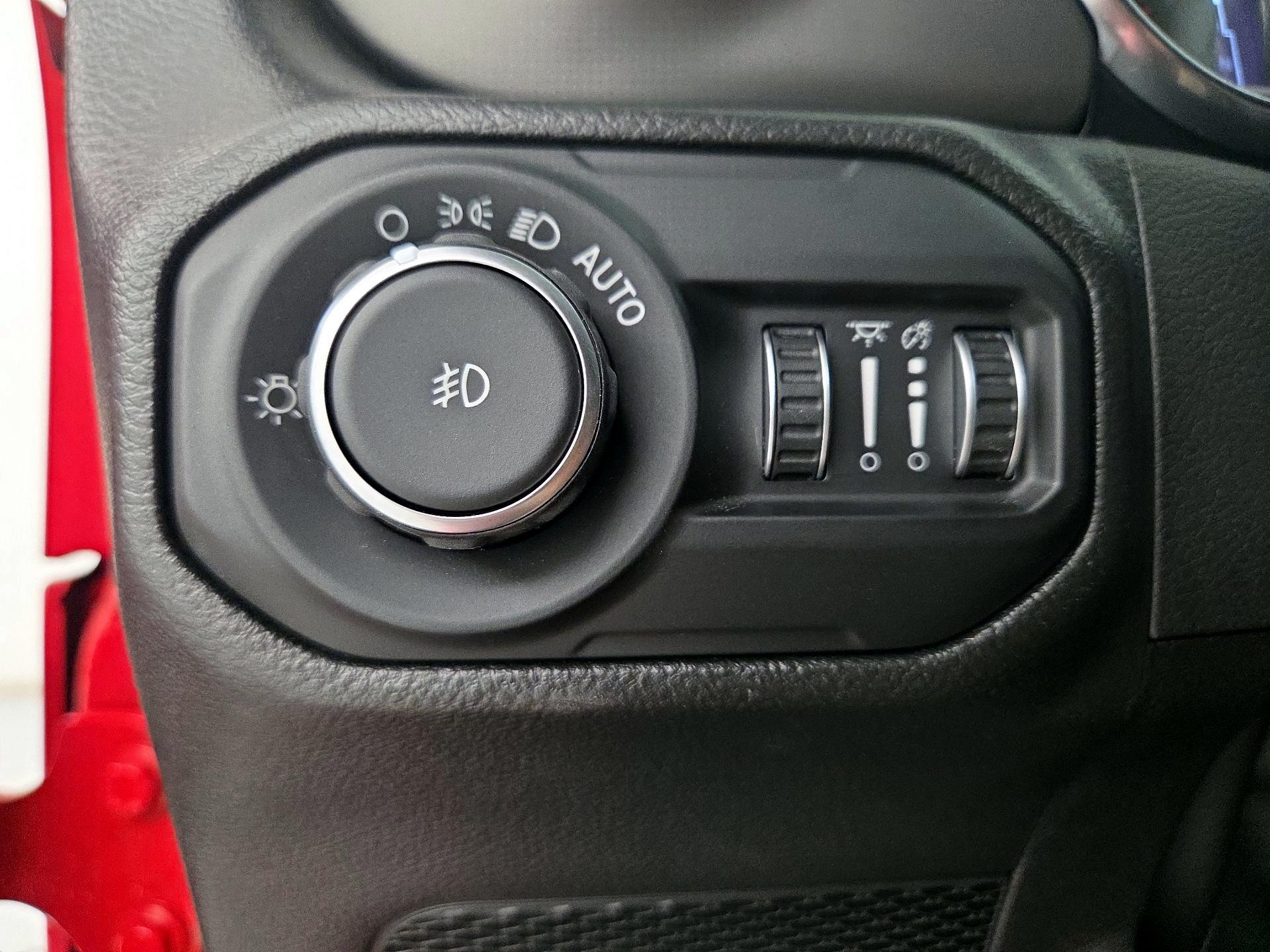 Thumbnail: 2022 Jeep Wrangler - 13