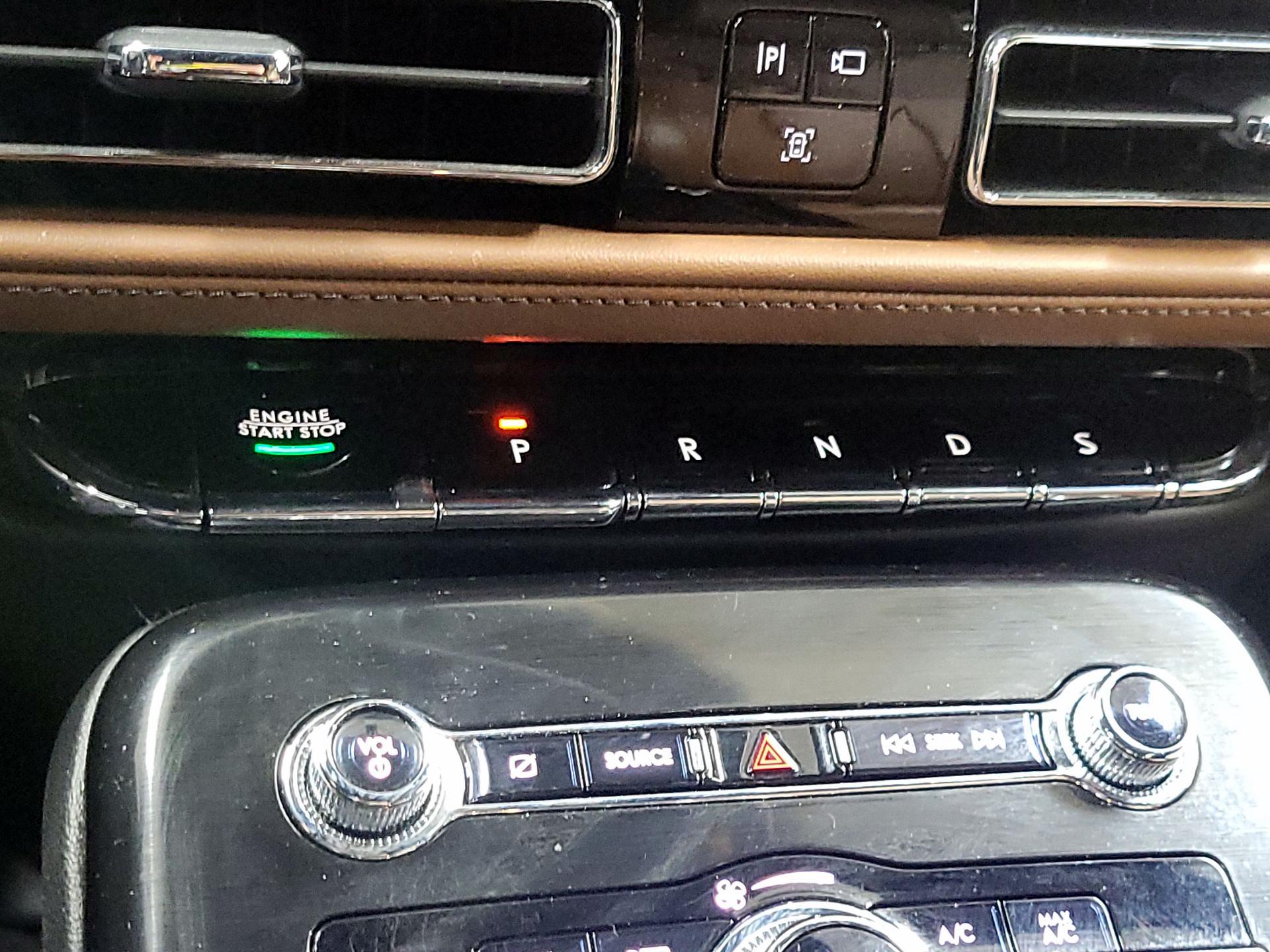 Thumbnail: 2022 Lincoln Nautilus - 18