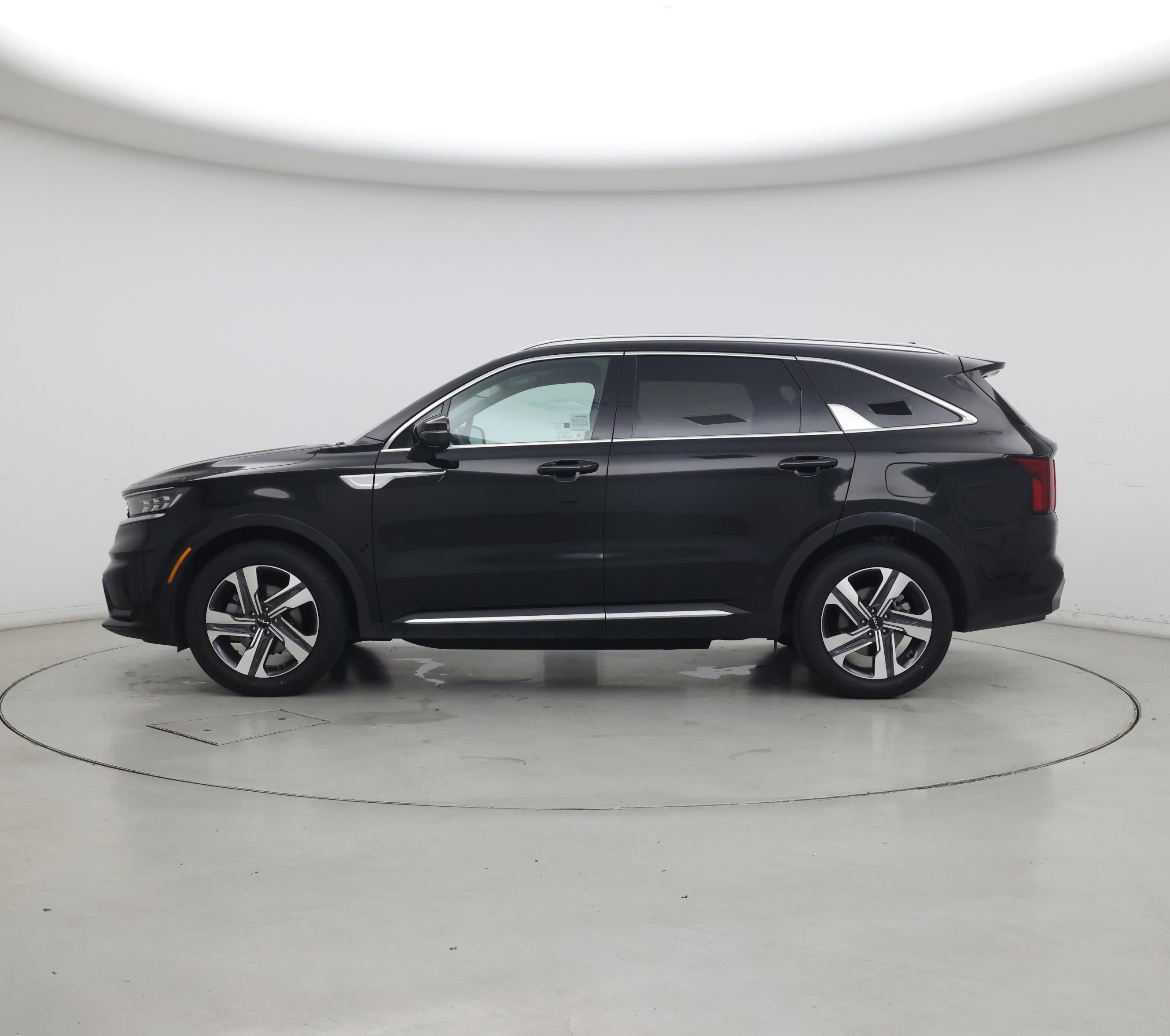 Thumbnail: 2022 Kia Sorento - 3