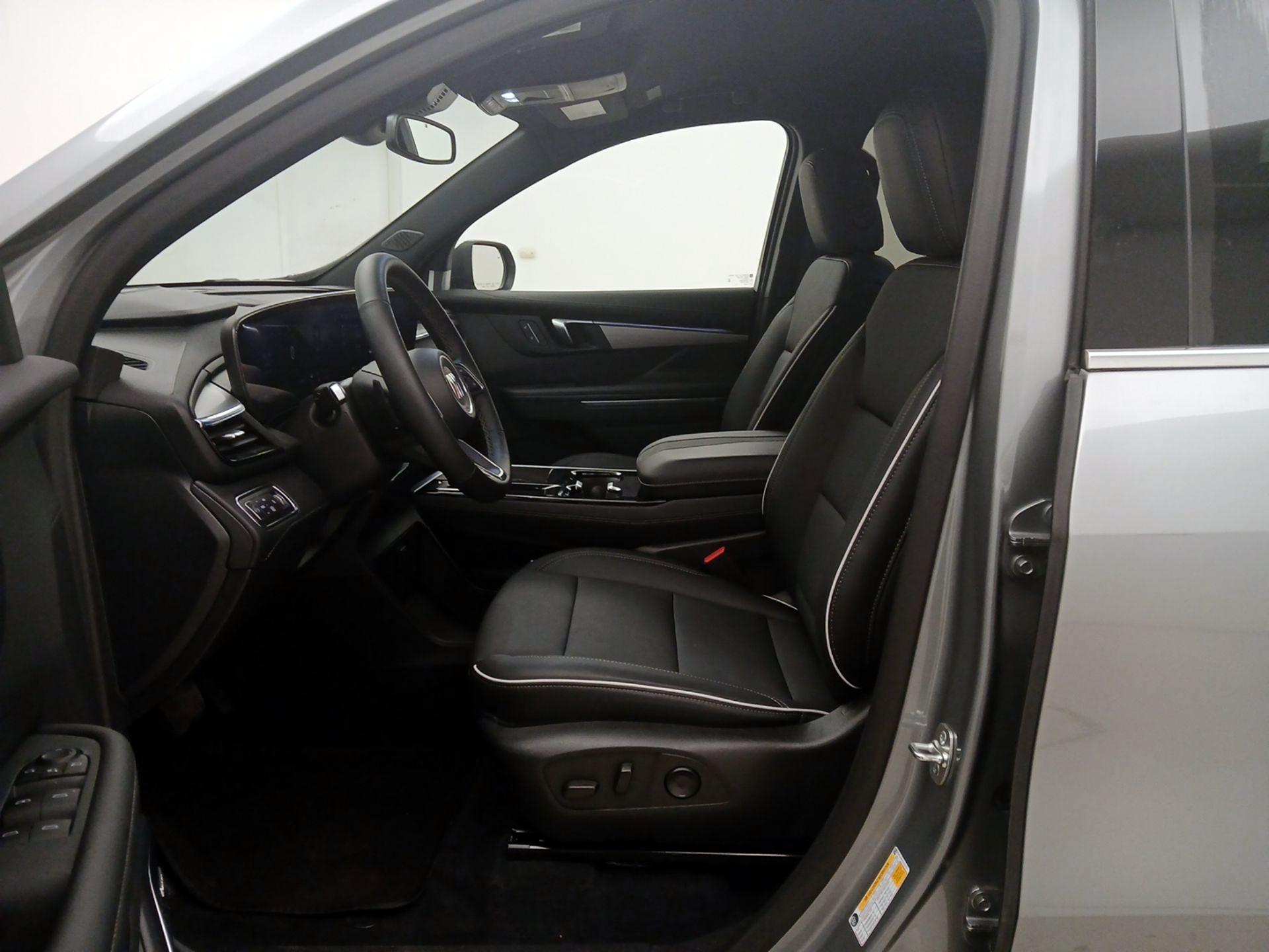 Thumbnail: 2025 Buick Enclave - 11