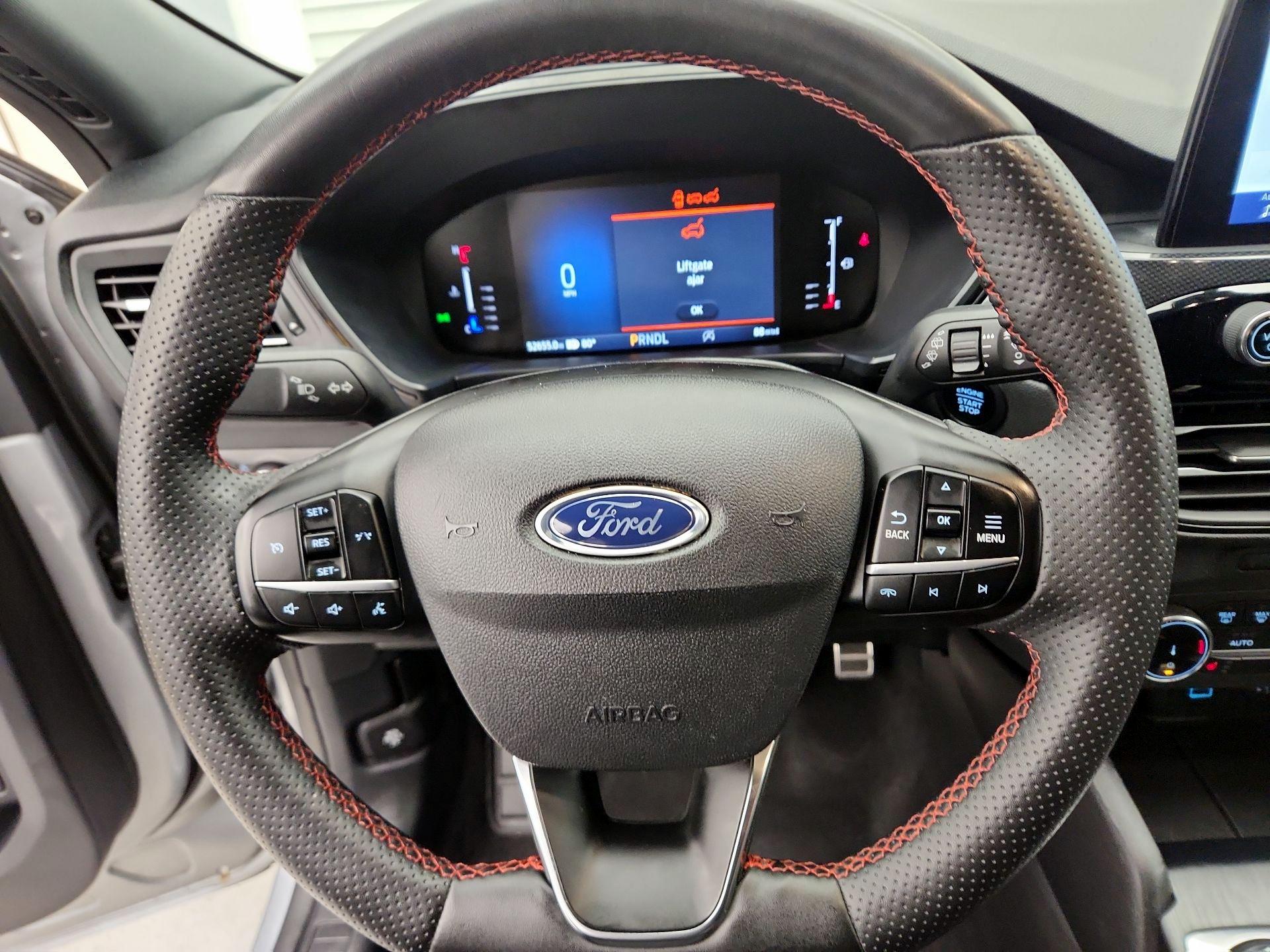 Thumbnail: 2023 Ford Escape - 10