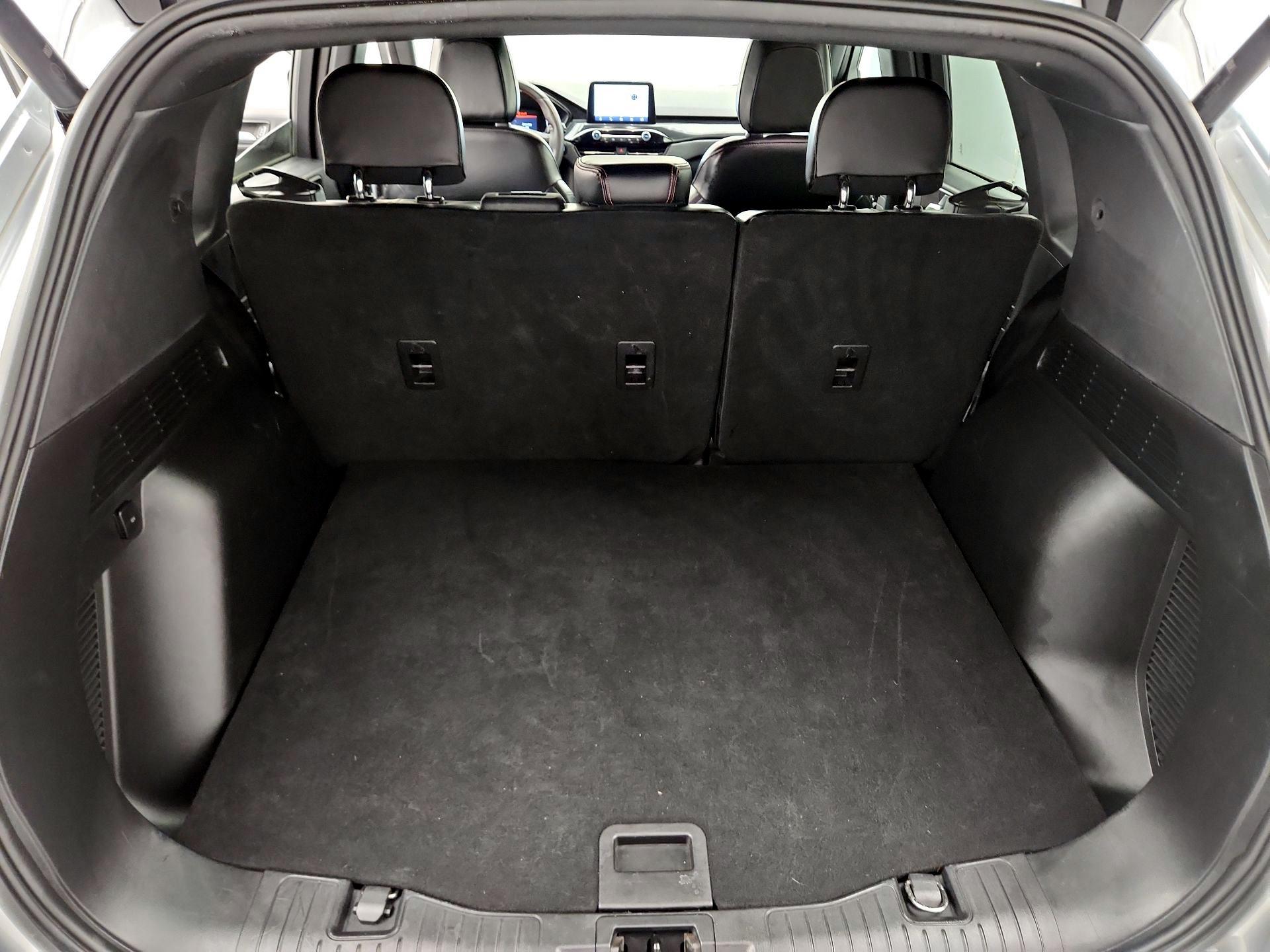 Thumbnail: 2023 Ford Escape - 20