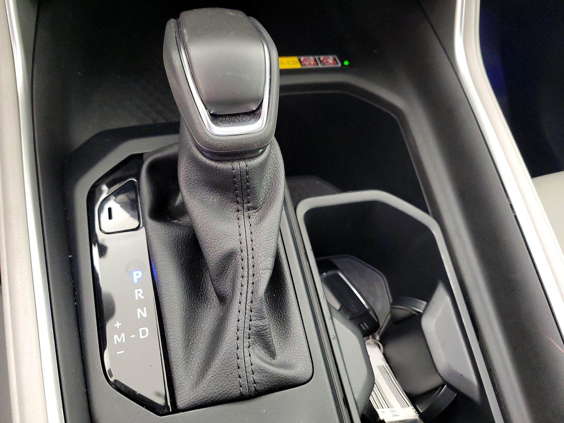 Thumbnail: 2024 Toyota Grand Highlander - 16