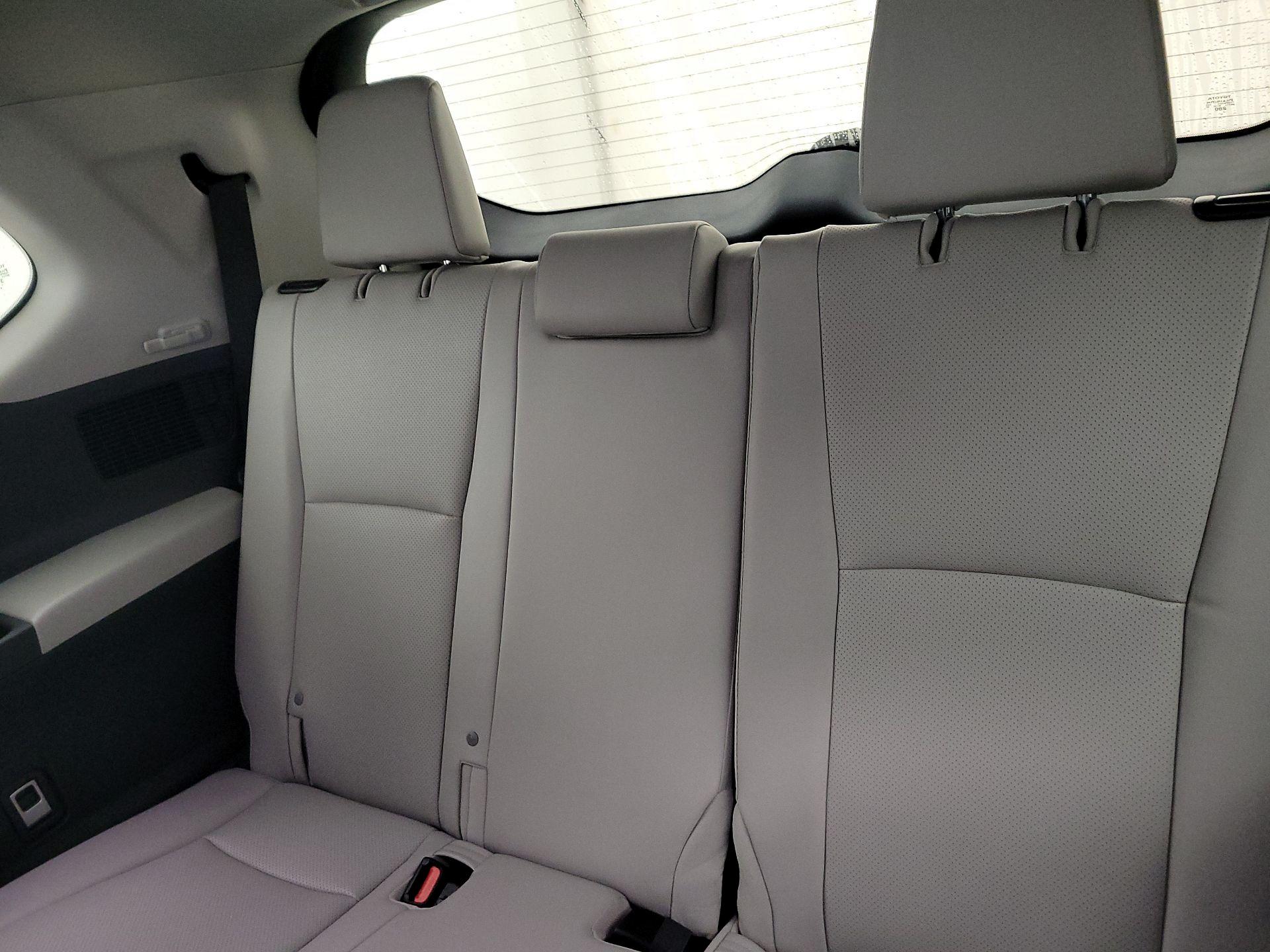 Thumbnail: 2024 Toyota Grand Highlander - 19