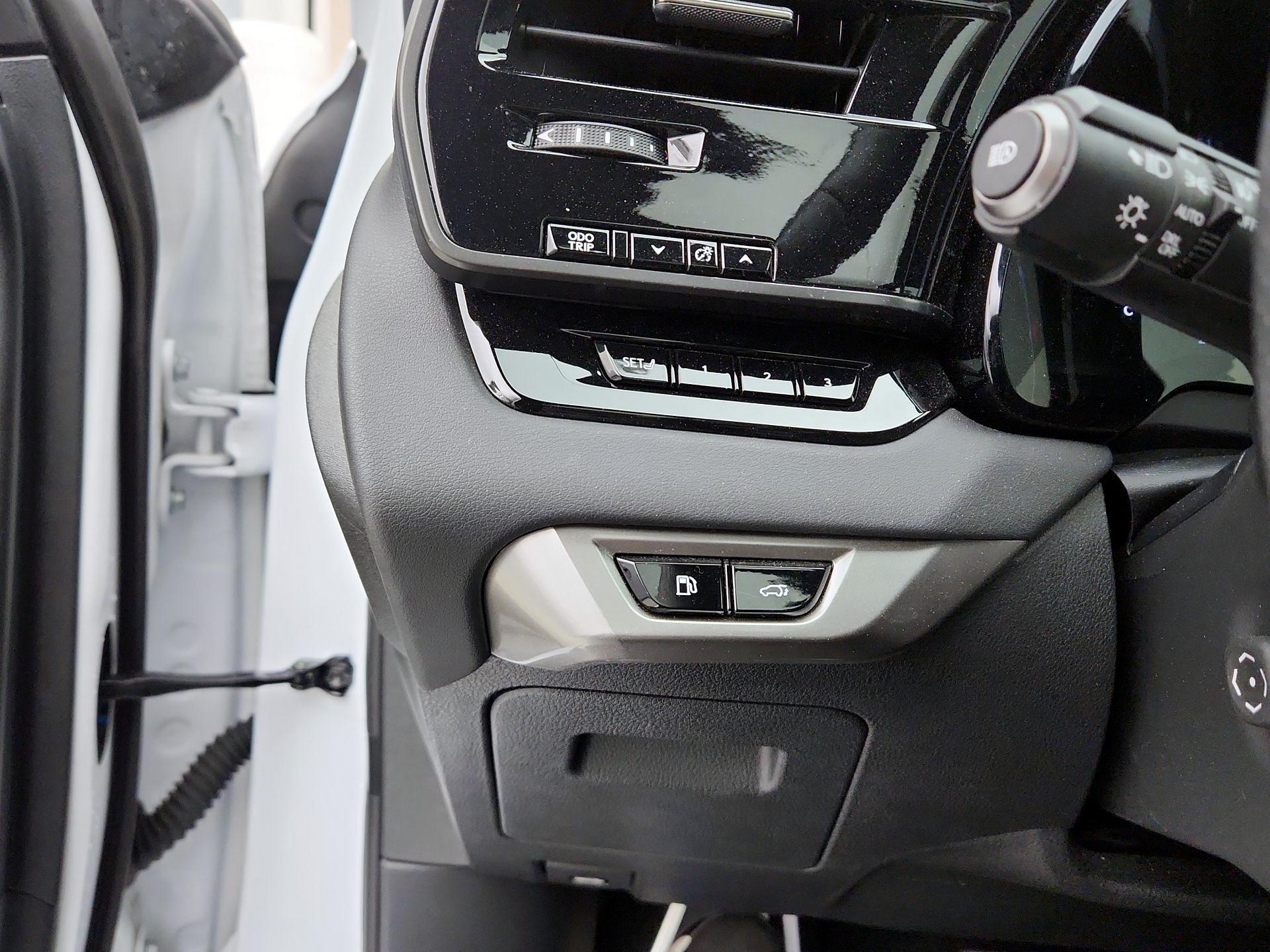 Thumbnail: 2023 Lexus RX - 13