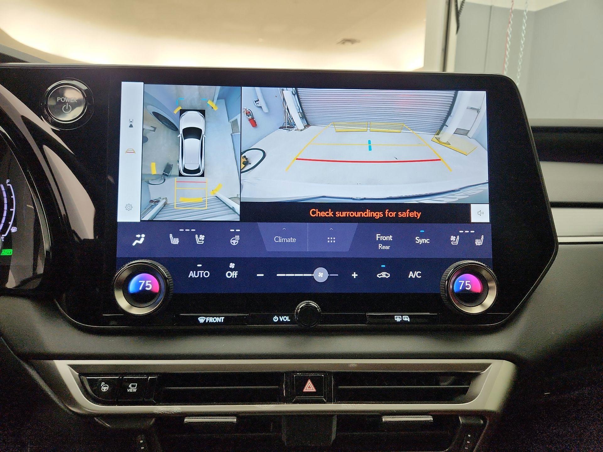 Thumbnail: 2023 Lexus RX - 15