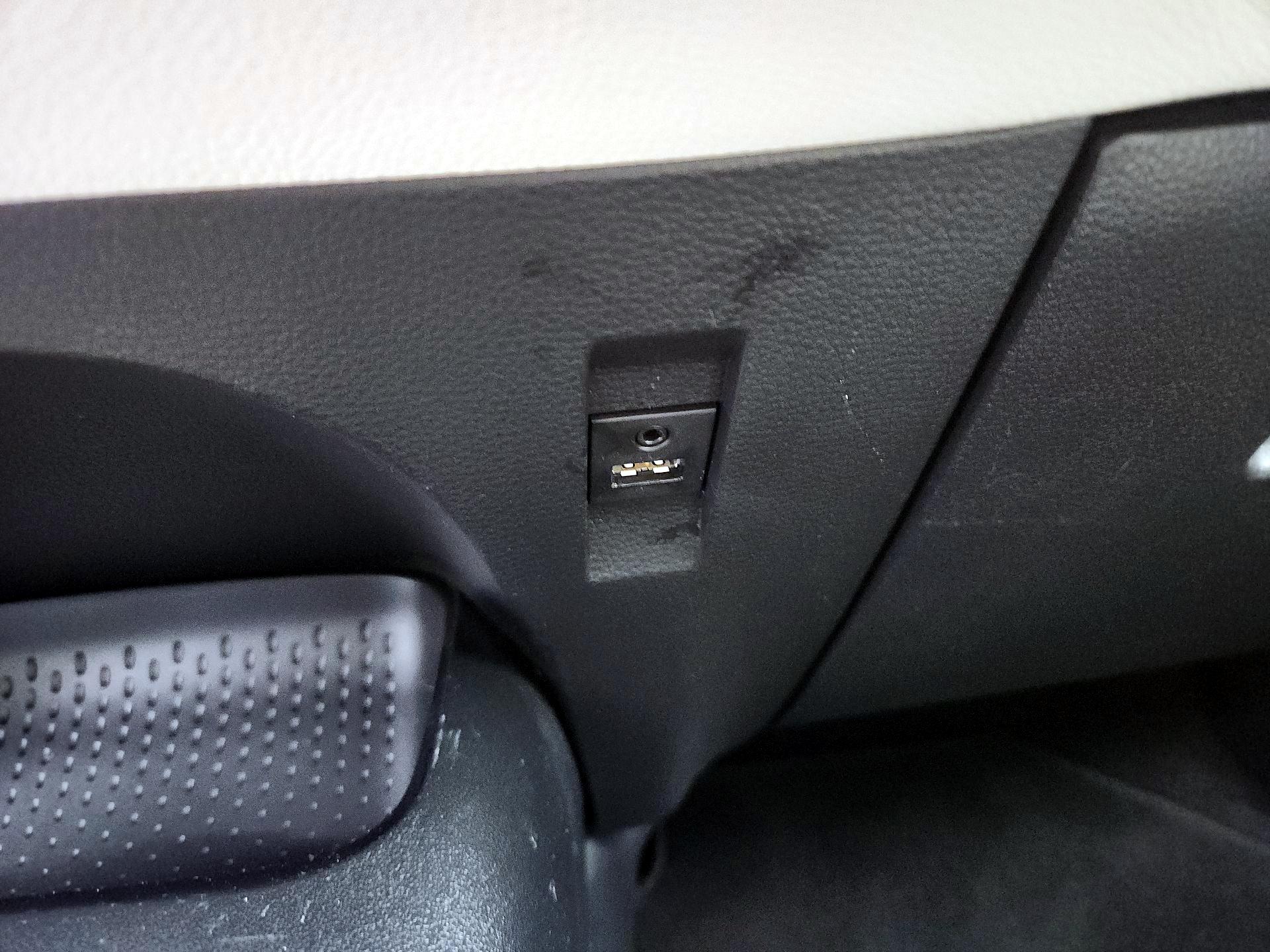 Thumbnail: 2020 Toyota Corolla - 18