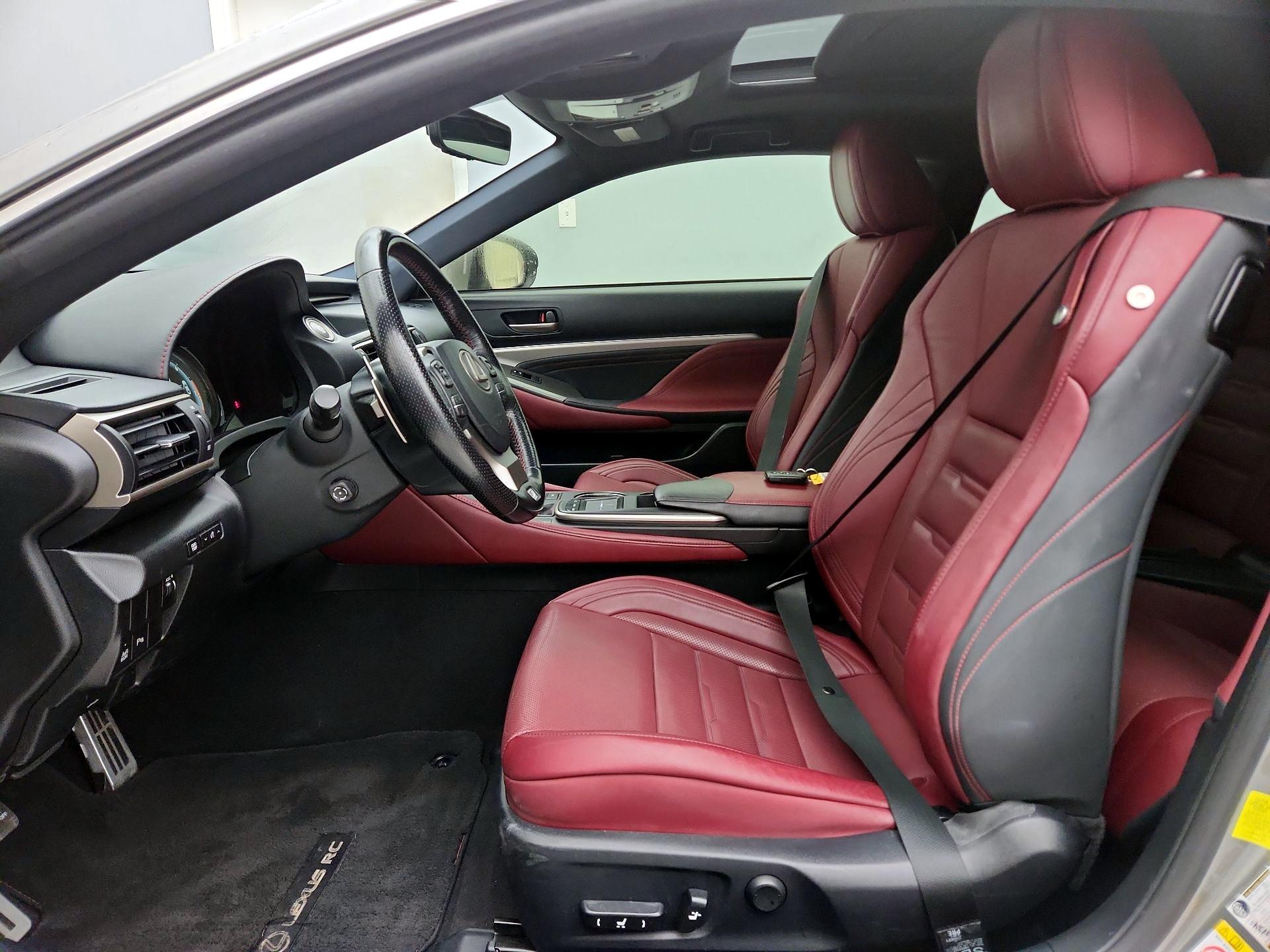 Thumbnail: 2017 Lexus RC - 11