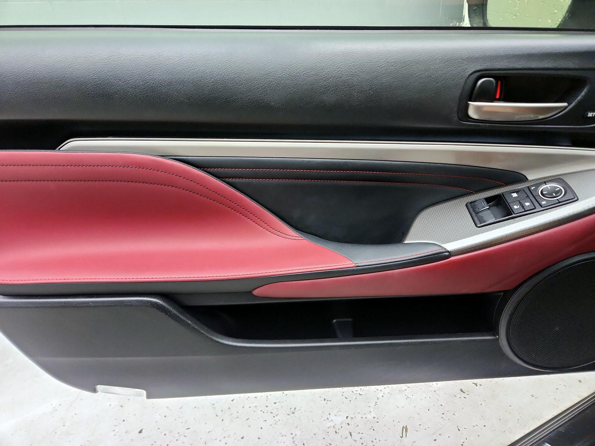 Thumbnail: 2017 Lexus RC - 12