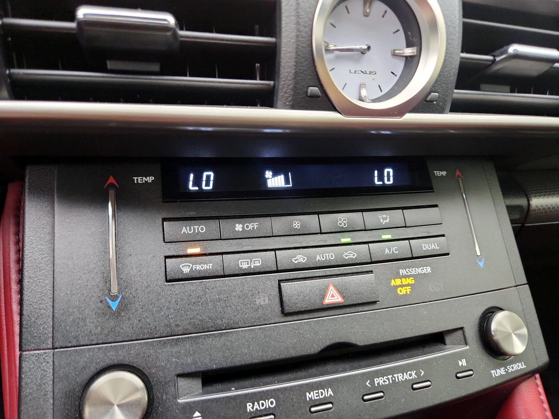 Thumbnail: 2017 Lexus RC - 17